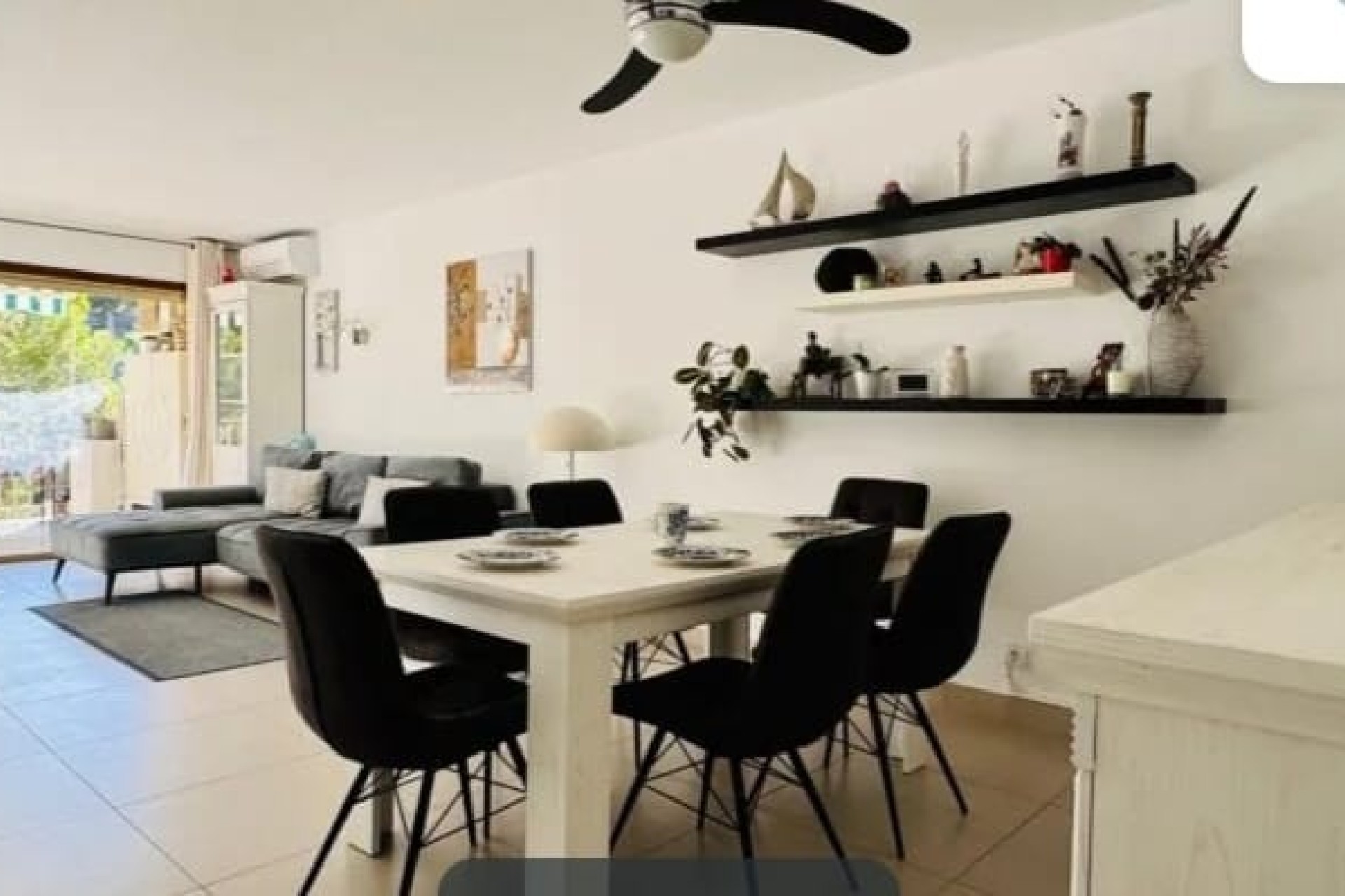 Herverkoop - Appartement / Flat -
Cala Vinyes - Calvià