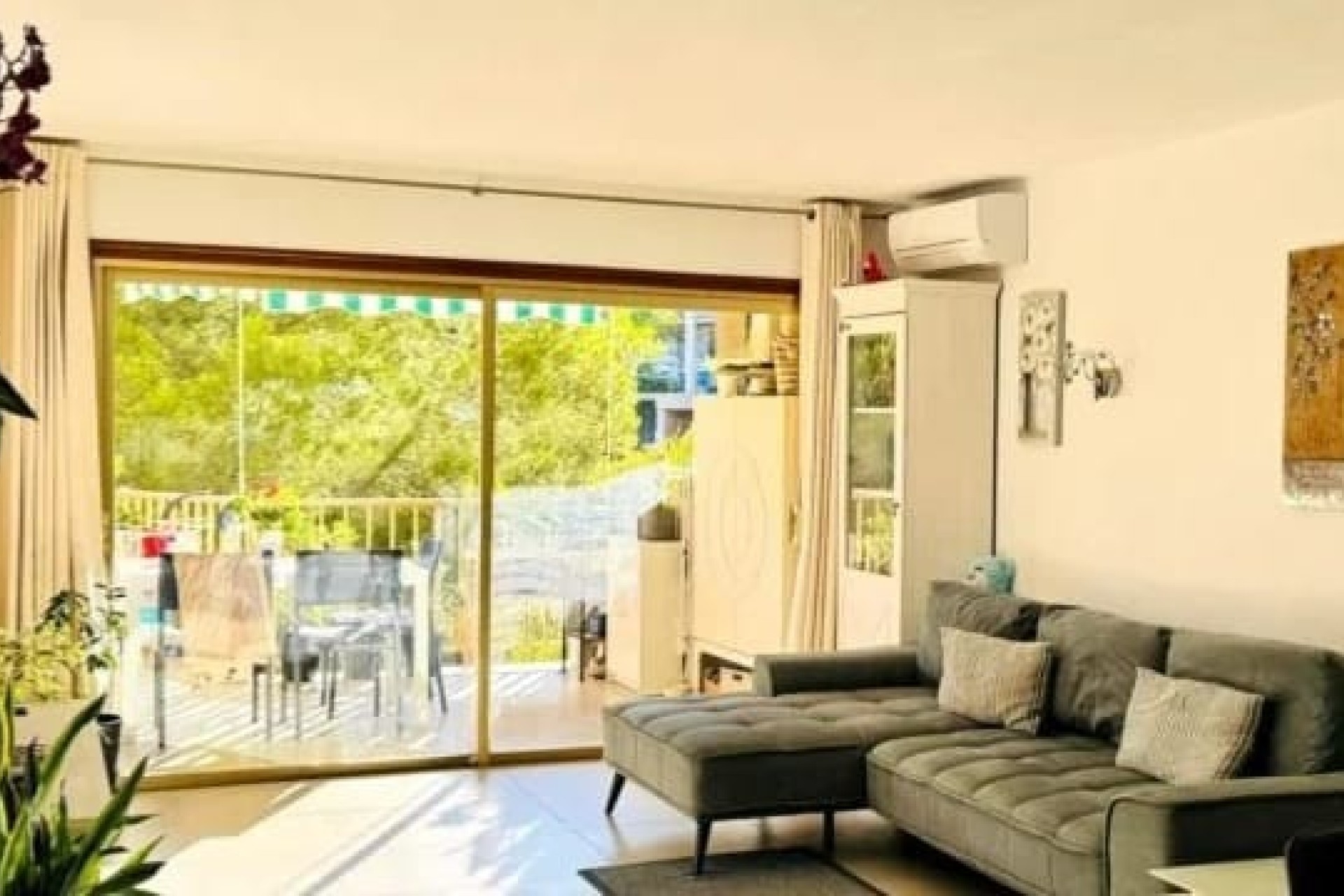 Herverkoop - Appartement / Flat -
Cala Vinyes - Calvià