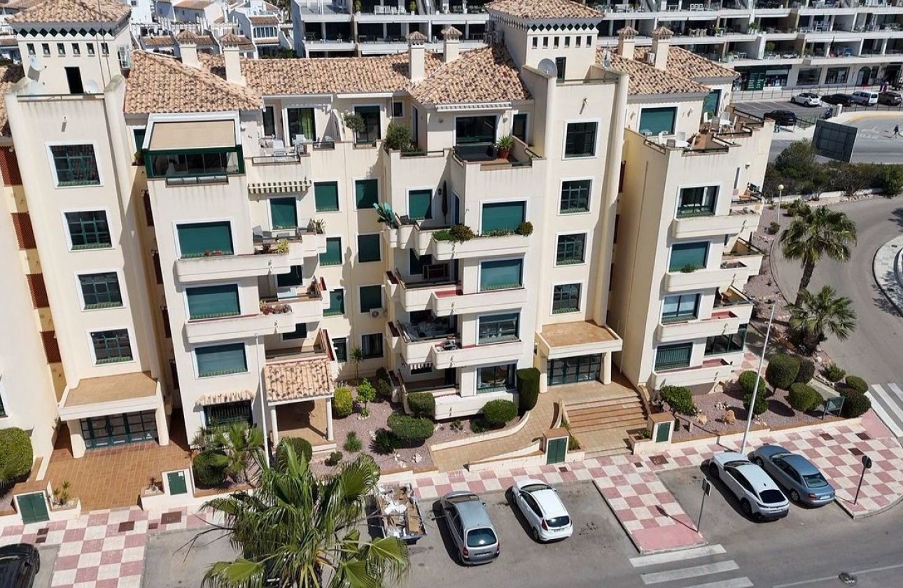 Herverkoop - Appartement / Flat -
Campoamor - Costa Blanca