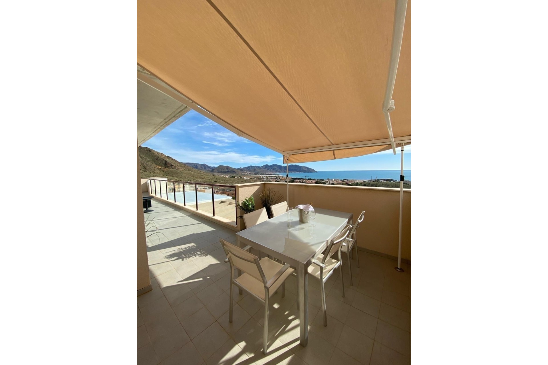 Herverkoop - Appartement / Flat -
Cartagena - Isla Plana-los Puertos
