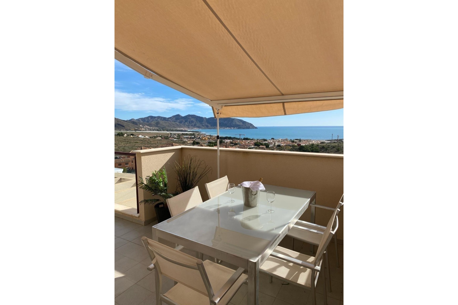 Herverkoop - Appartement / Flat -
Cartagena - Isla Plana-los Puertos