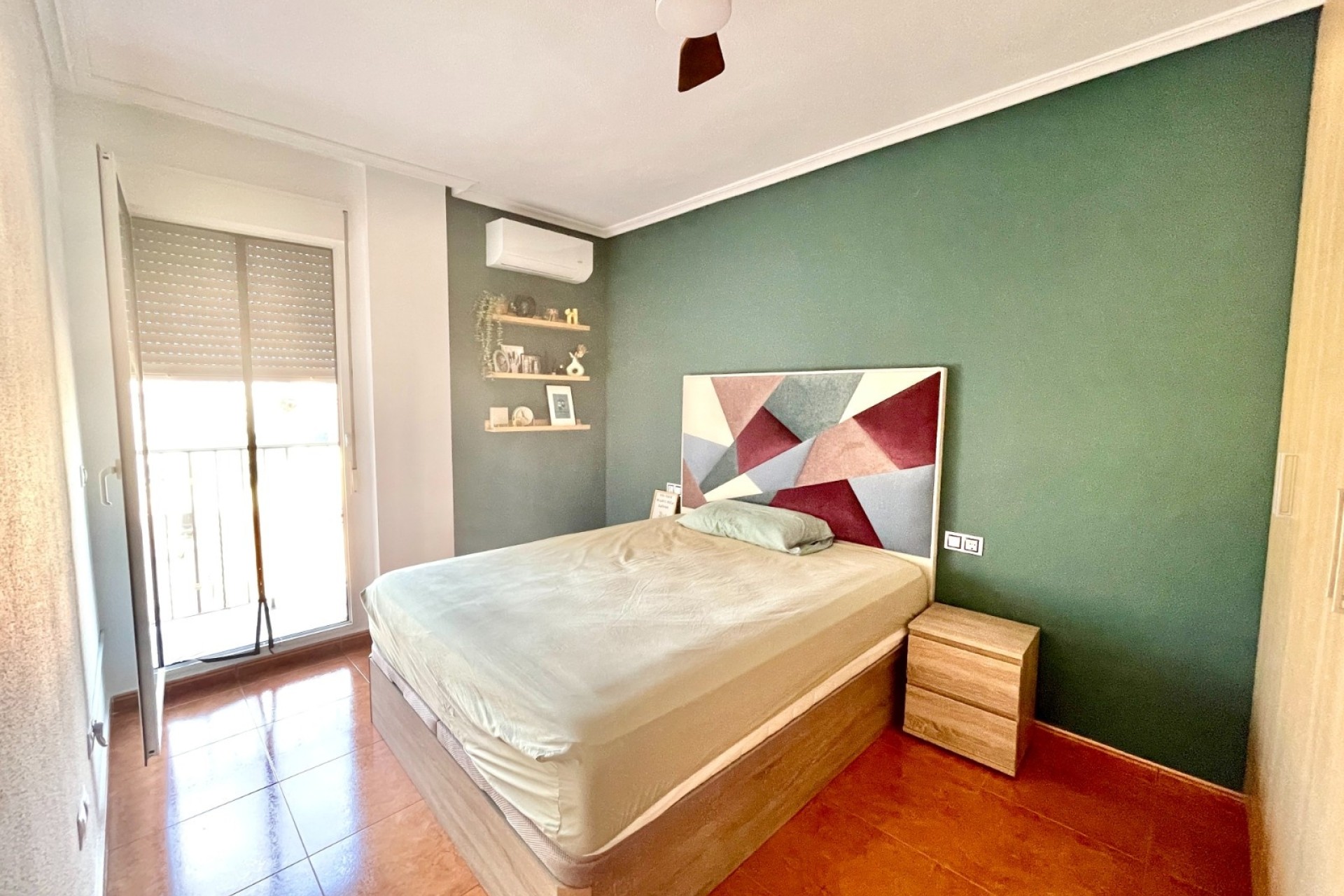 Herverkoop - Appartement / Flat -
Catral - pueblo