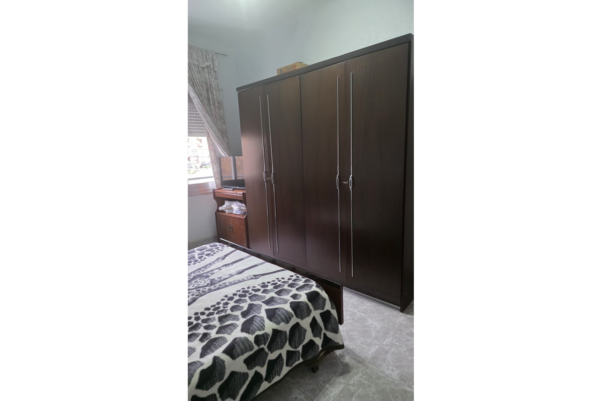 Herverkoop - Appartement / Flat -
Crevillente