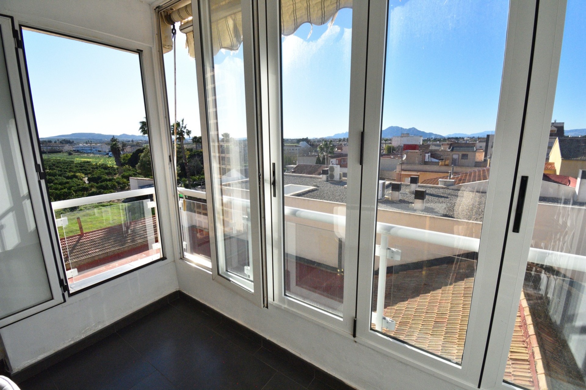 Herverkoop - Appartement / Flat -
Daya Nueva