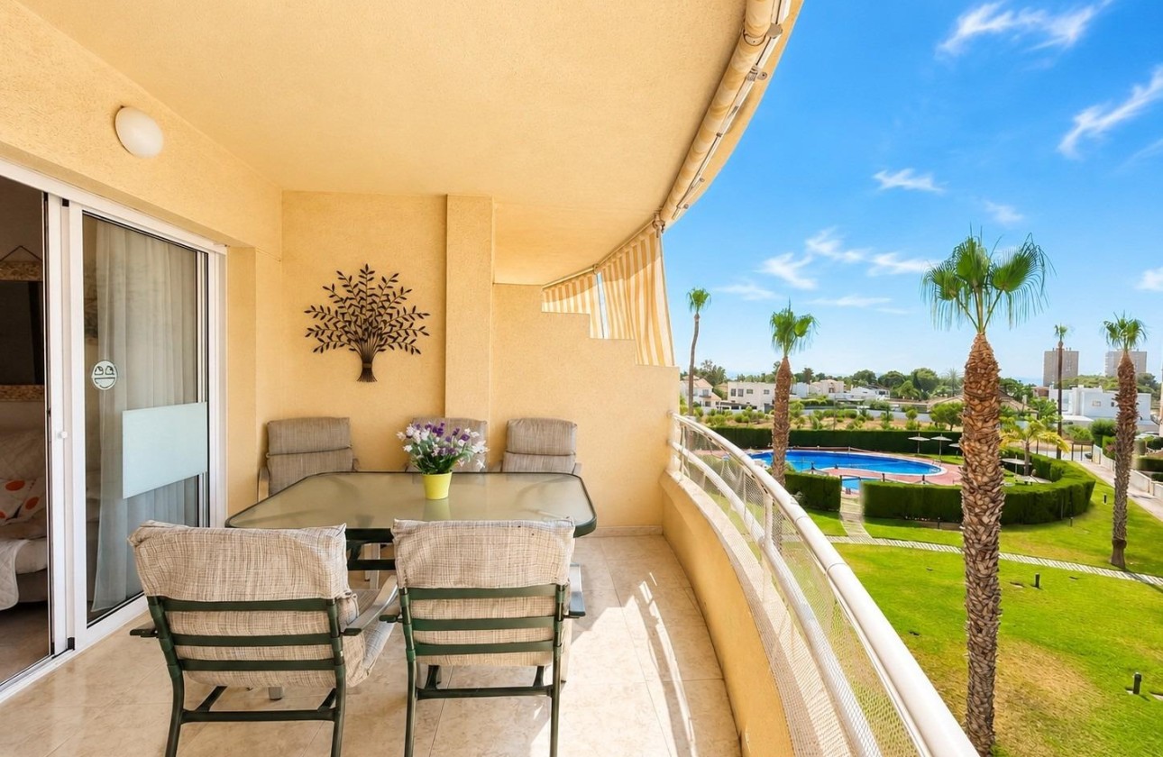 Herverkoop - Appartement / Flat -
Dehesa de Campoamor - Campoamor