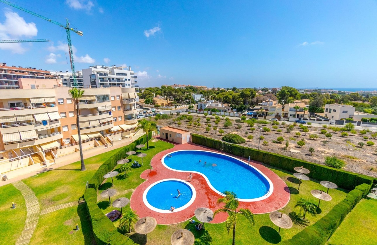 Herverkoop - Appartement / Flat -
Dehesa de Campoamor - Campoamor