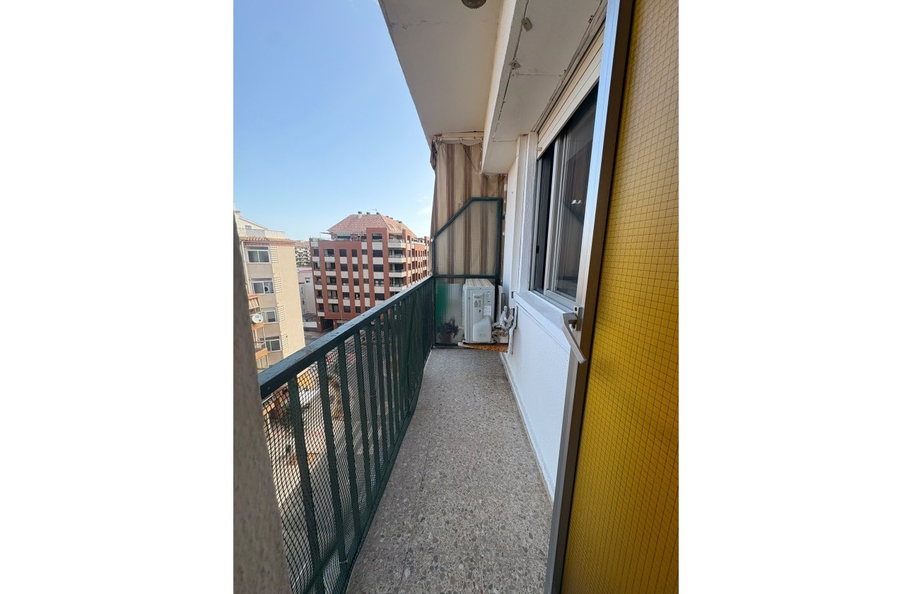 Herverkoop - Appartement / Flat -
Denia - Dénia