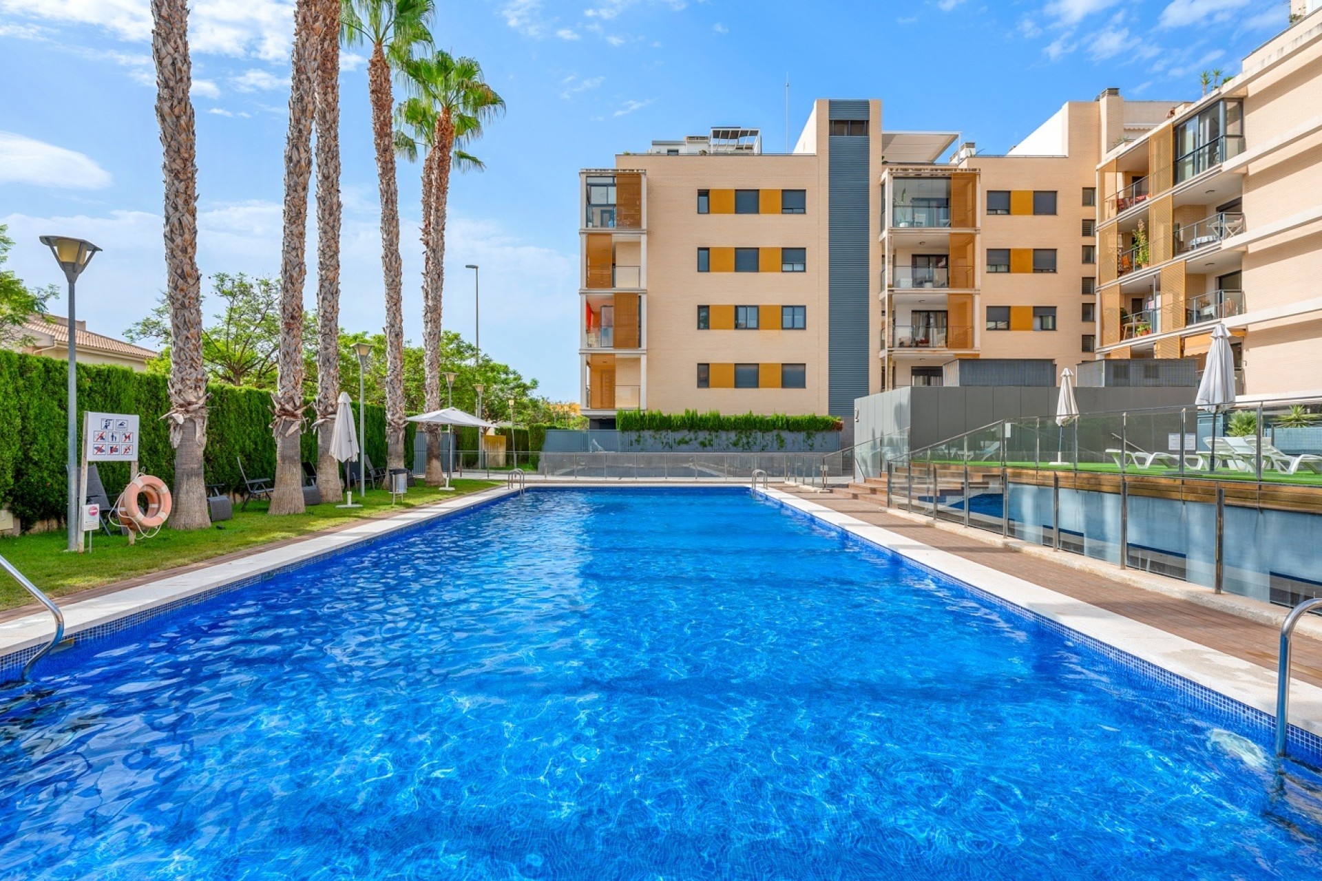Herverkoop - Appartement / Flat -
El Campello - Mutxamel