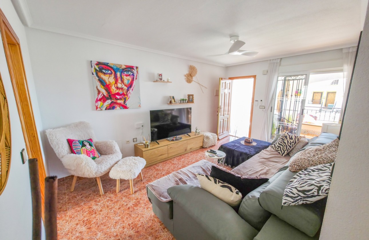 Herverkoop - Appartement / Flat -
Entre Naranjos - Vistabella Golf - Inland