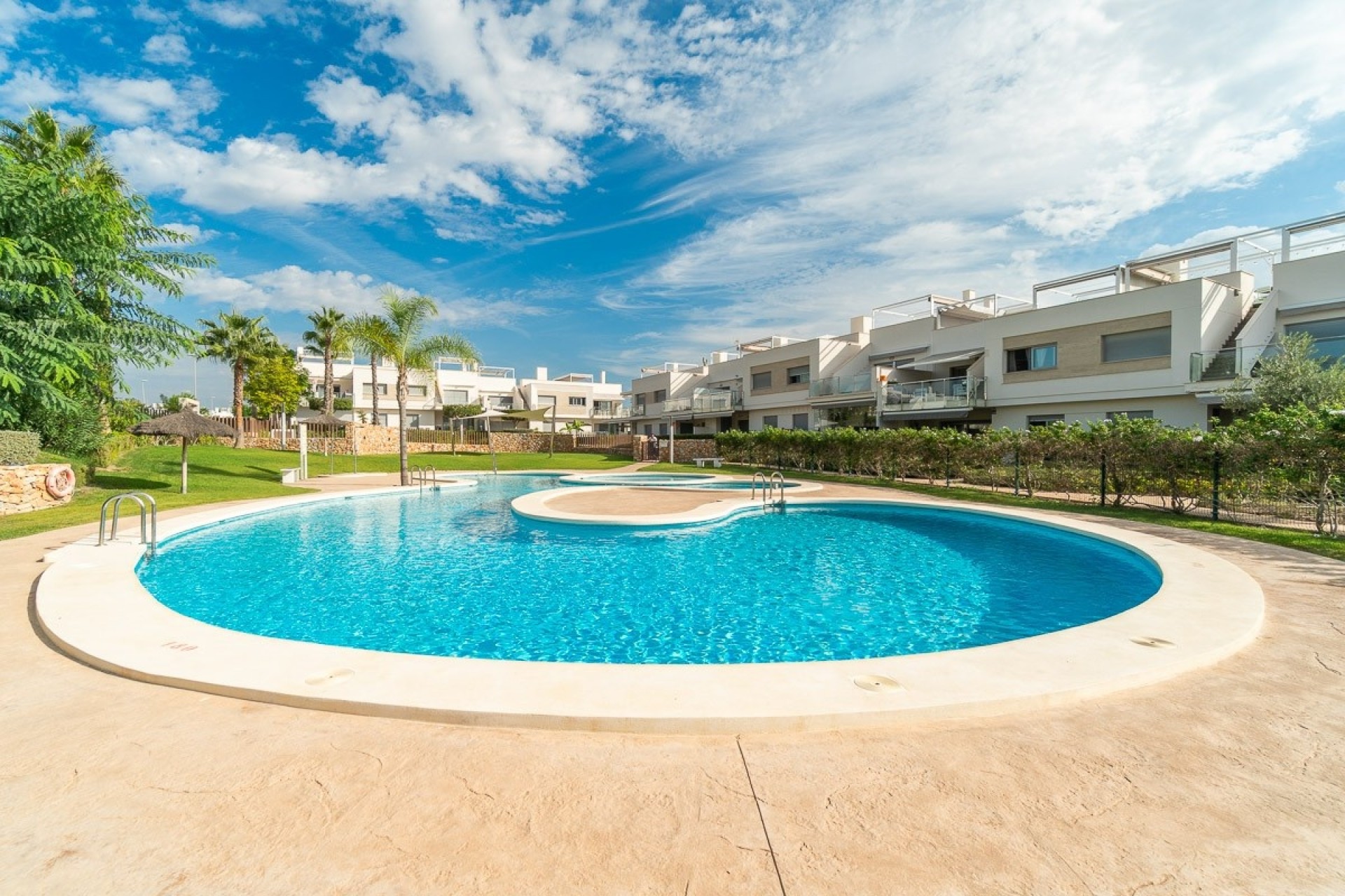 Herverkoop - Appartement / Flat -
Entre Naranjos - Vistabella Golf