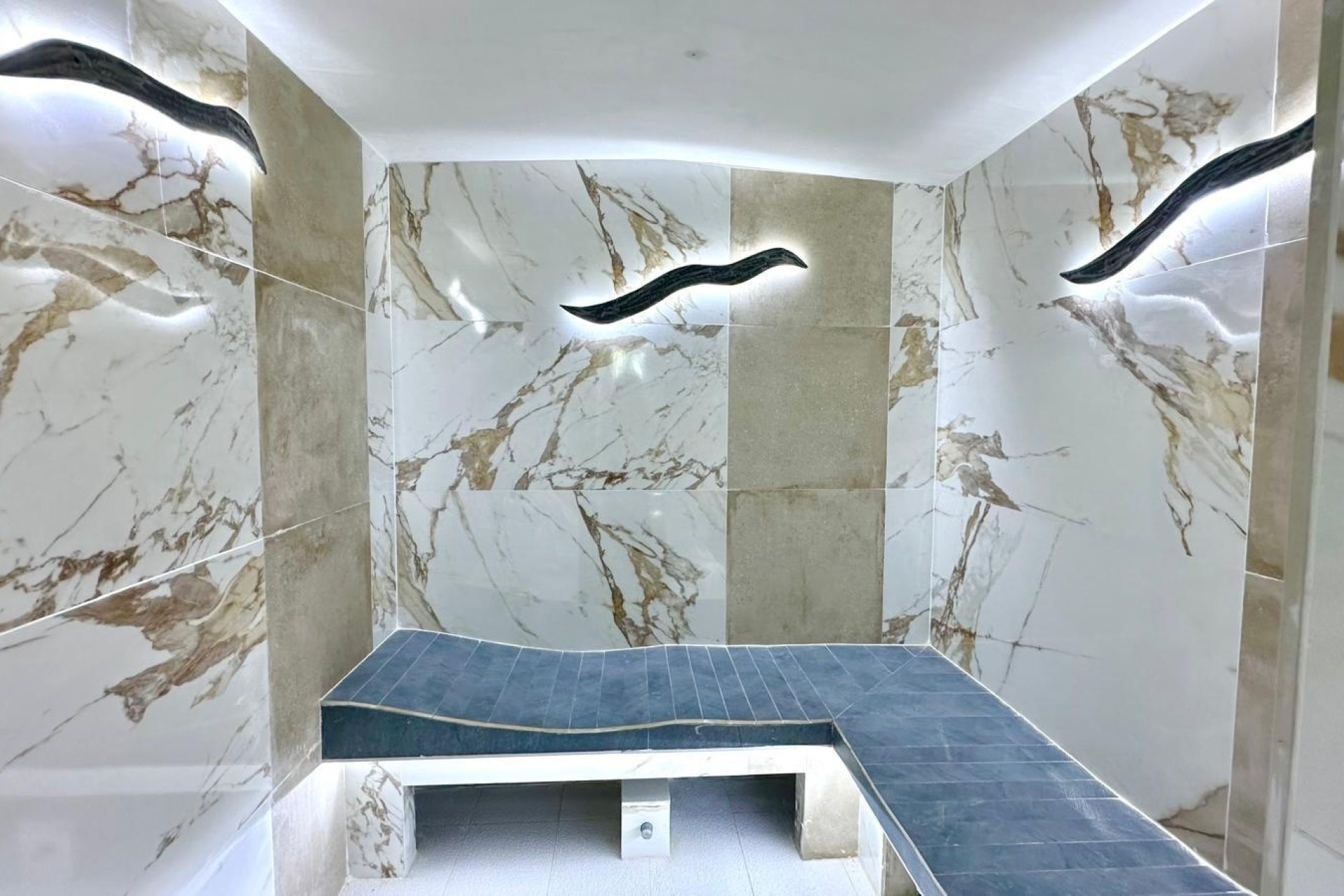 Herverkoop - Appartement / Flat -
Finestrat