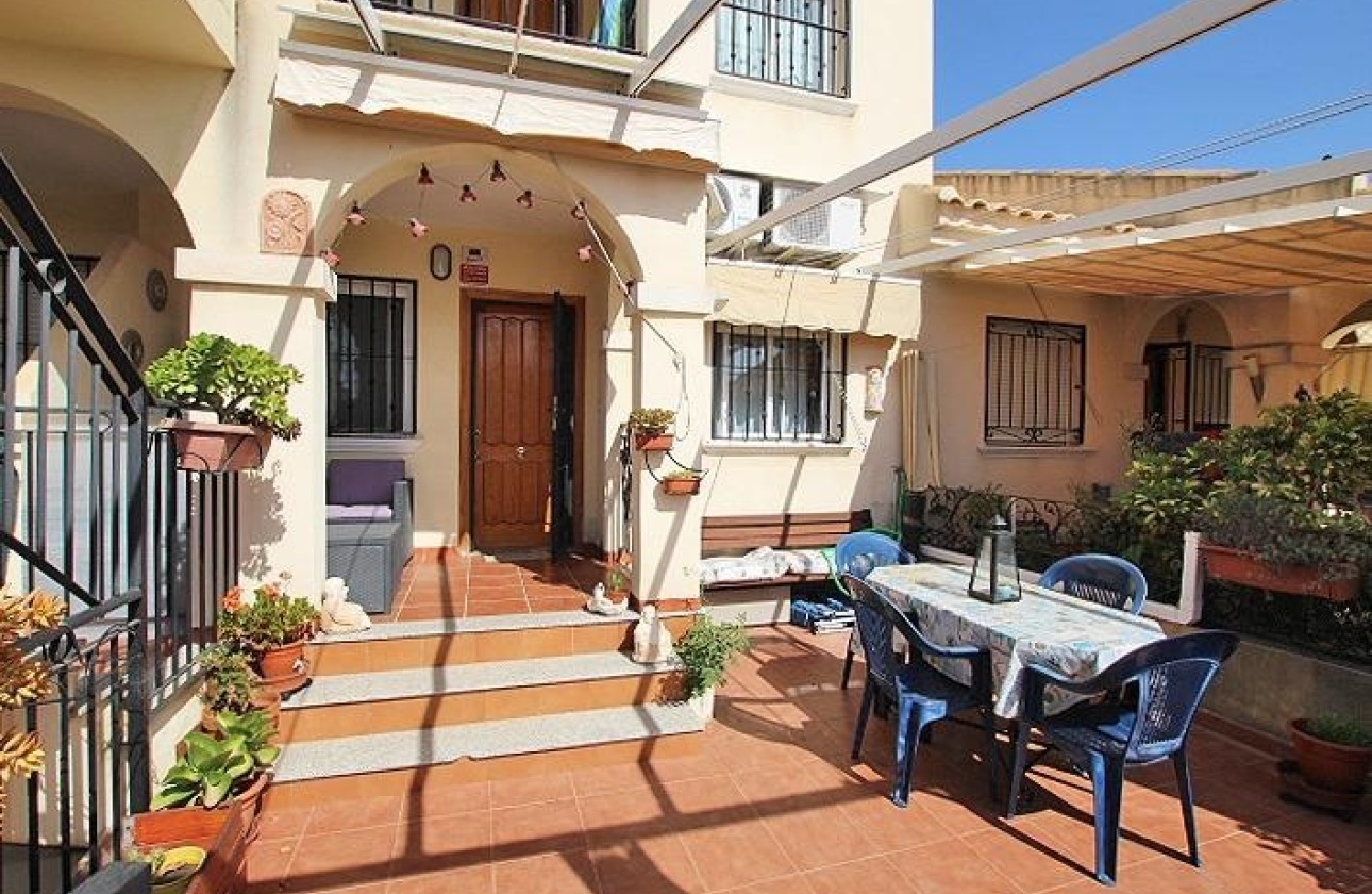 Herverkoop - Appartement / Flat -
Guardamar del Segura - 03140