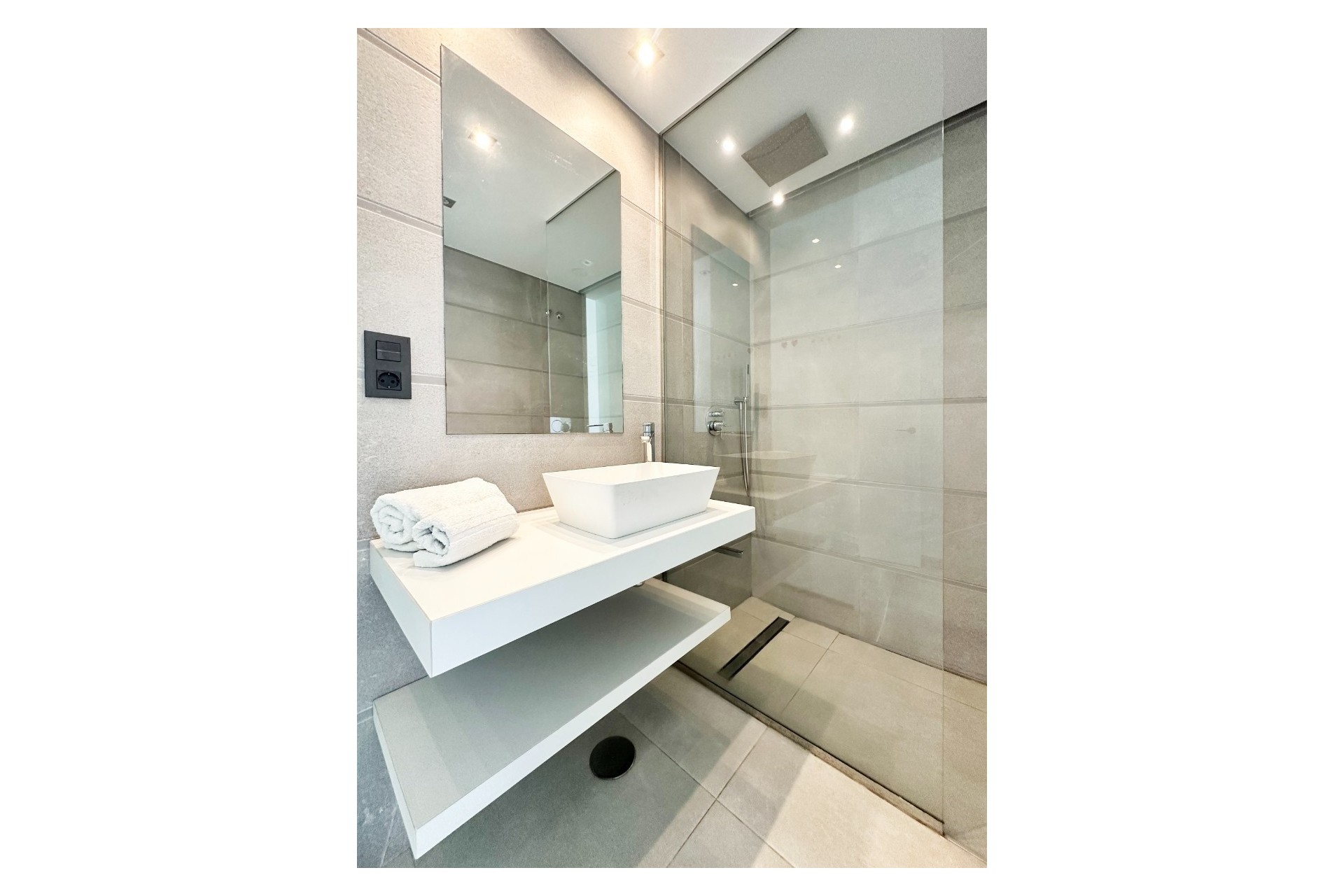 Herverkoop - Appartement / Flat -
Guardamar del Segura - El Raso