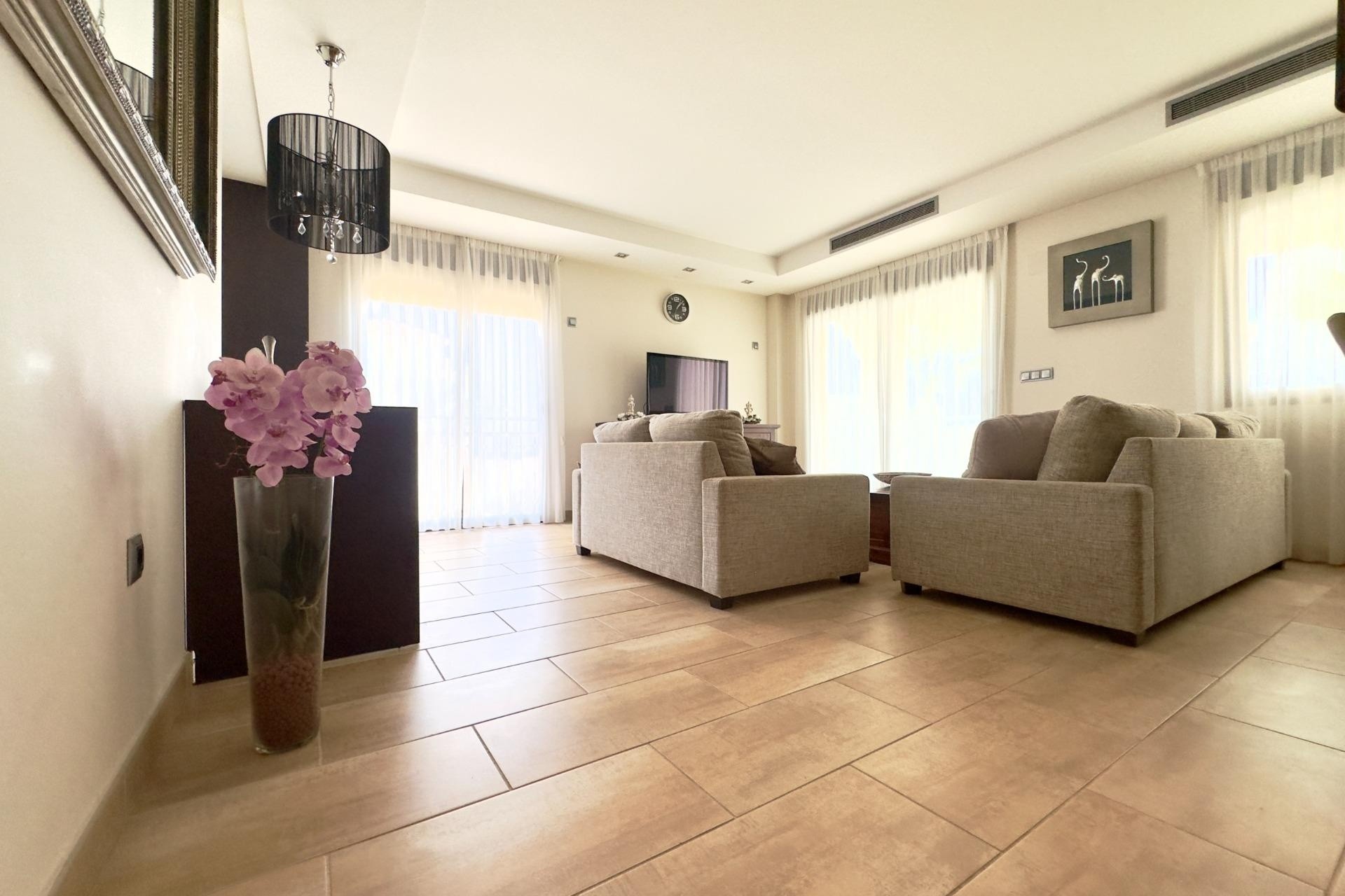 Herverkoop - Appartement / Flat -
Guardamar del Segura - Los secanos