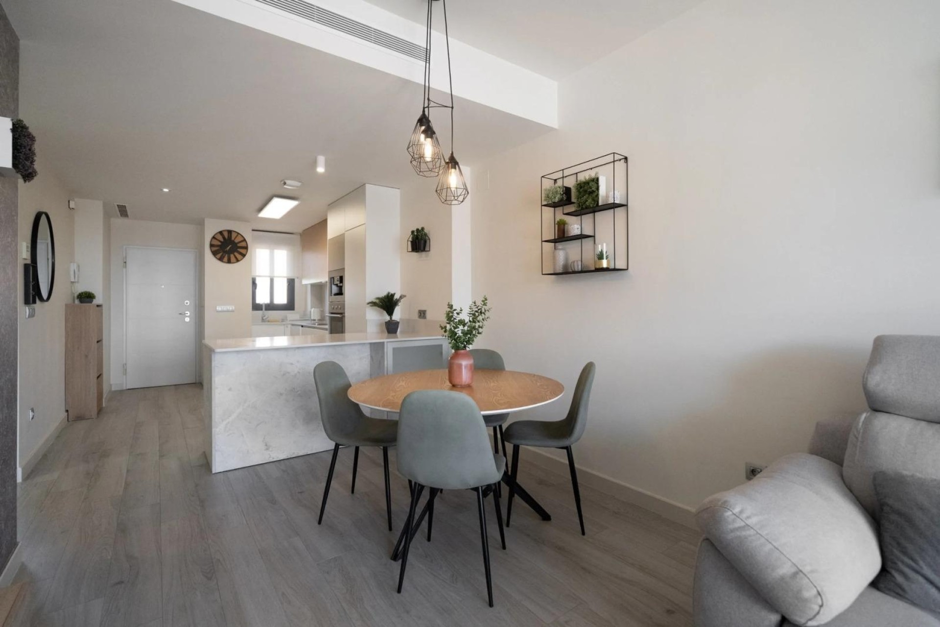 Herverkoop - Appartement / Flat -
Guardamar del Segura - puerto deportivo