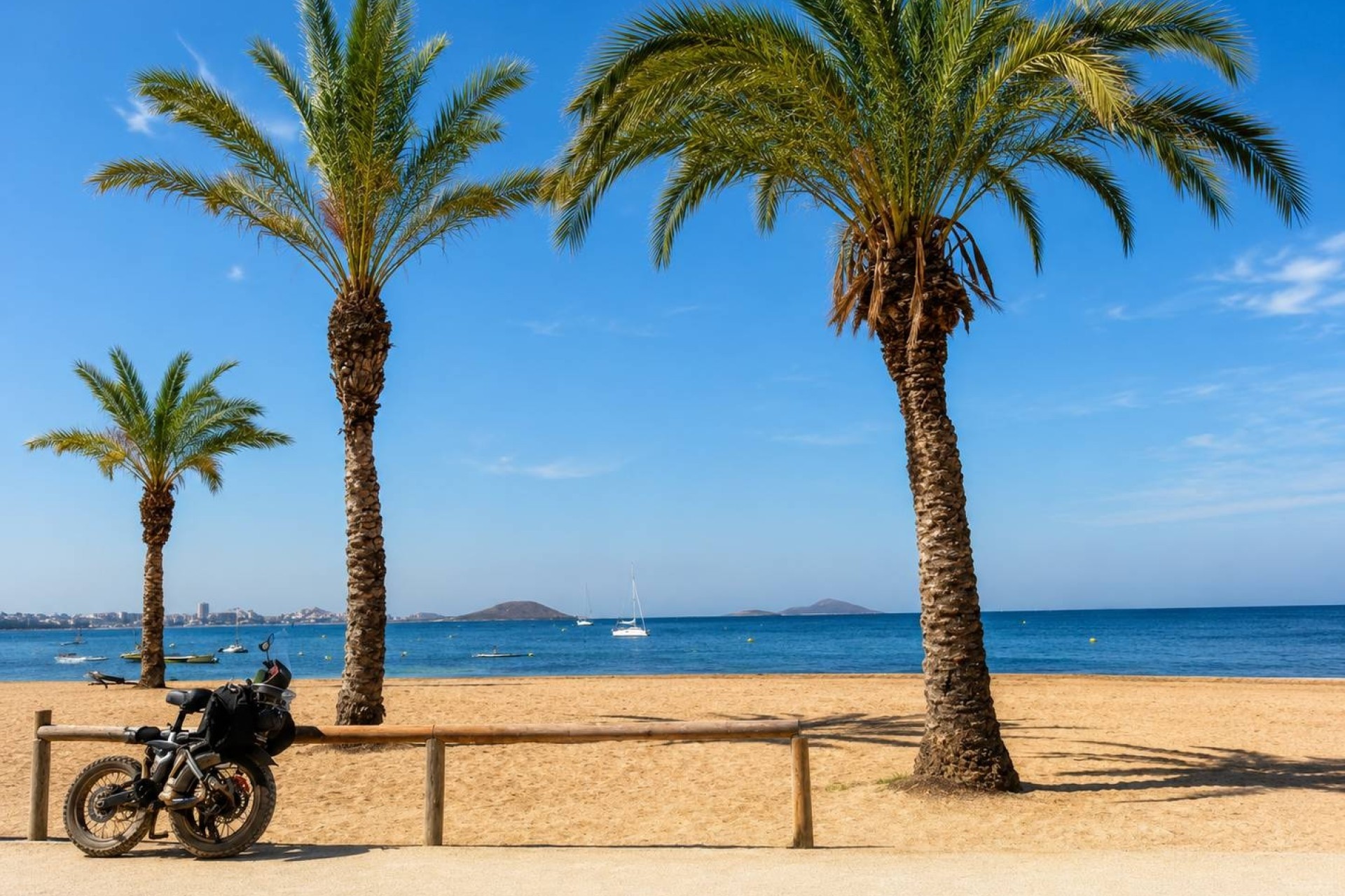 Herverkoop - Appartement / Flat -
La Manga del Mar Menor - La Manga