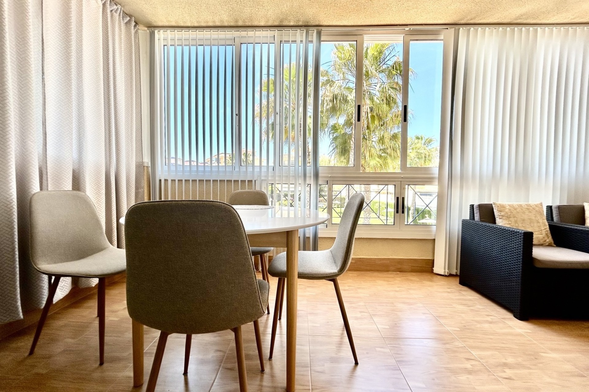 Herverkoop - Appartement / Flat -
La Mata - Costa Blanca