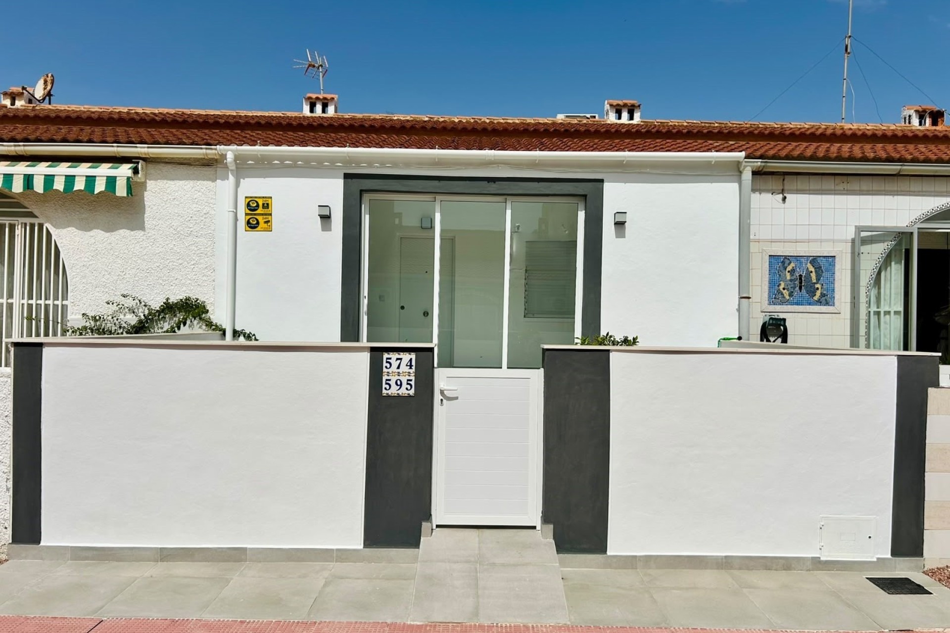 Herverkoop - Appartement / Flat -
La Siesta - El Salado - Torreta - Costa Blanca