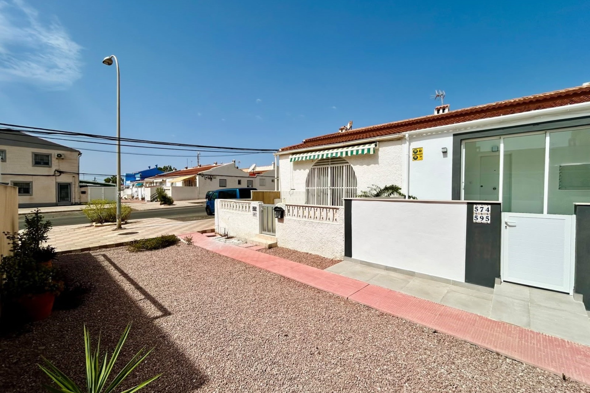 Herverkoop - Appartement / Flat -
La Siesta - El Salado - Torreta - Costa Blanca