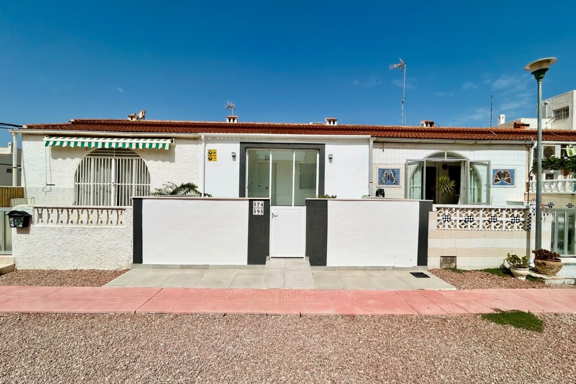 Herverkoop - Appartement / Flat -
La Siesta - El Salado - Torreta - Costa Blanca