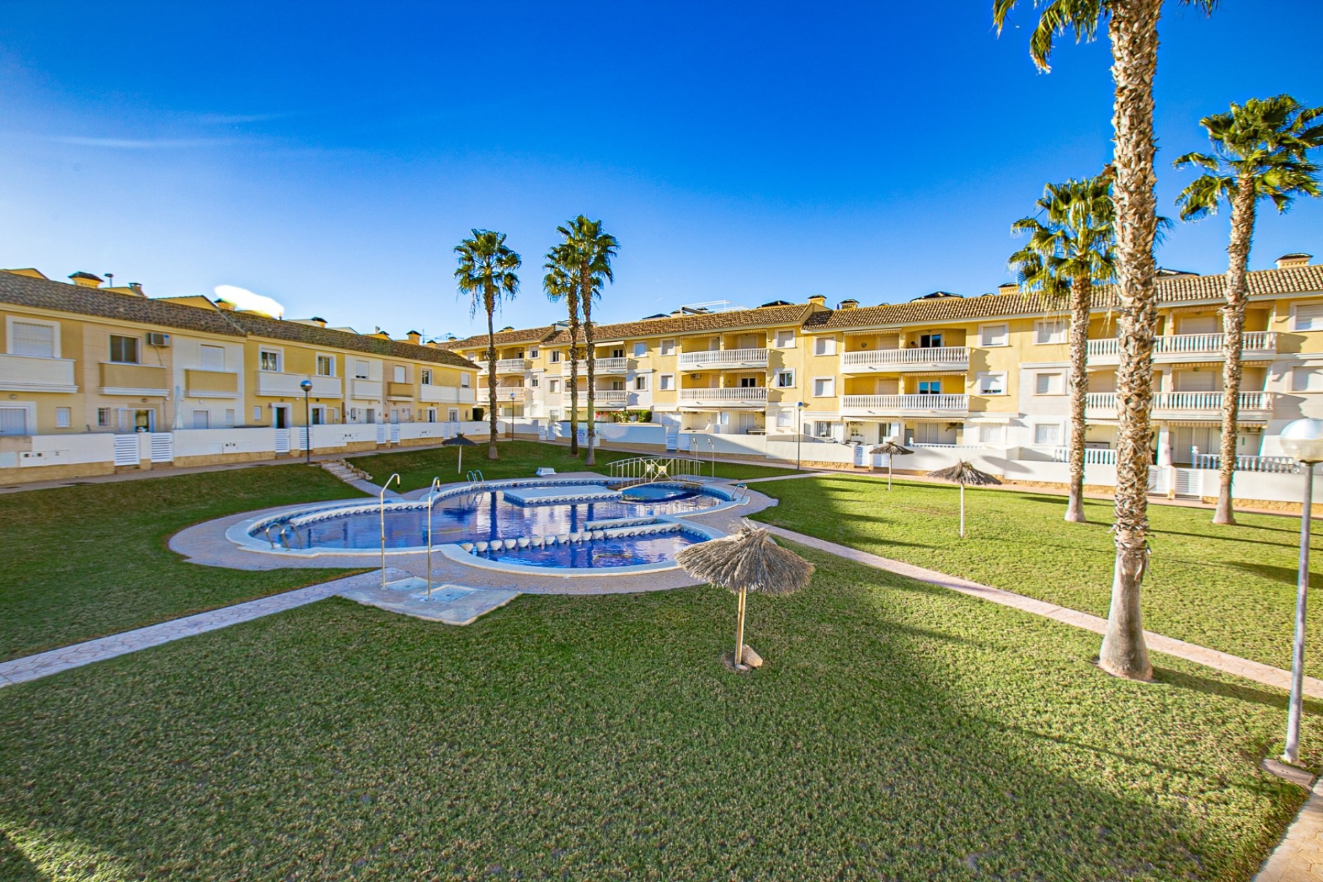 Herverkoop - Appartement / Flat -
Lomas de Cabo Roig