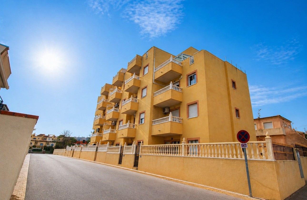 Herverkoop - Appartement / Flat -
Lomas de Caboroig - Costa Blanca