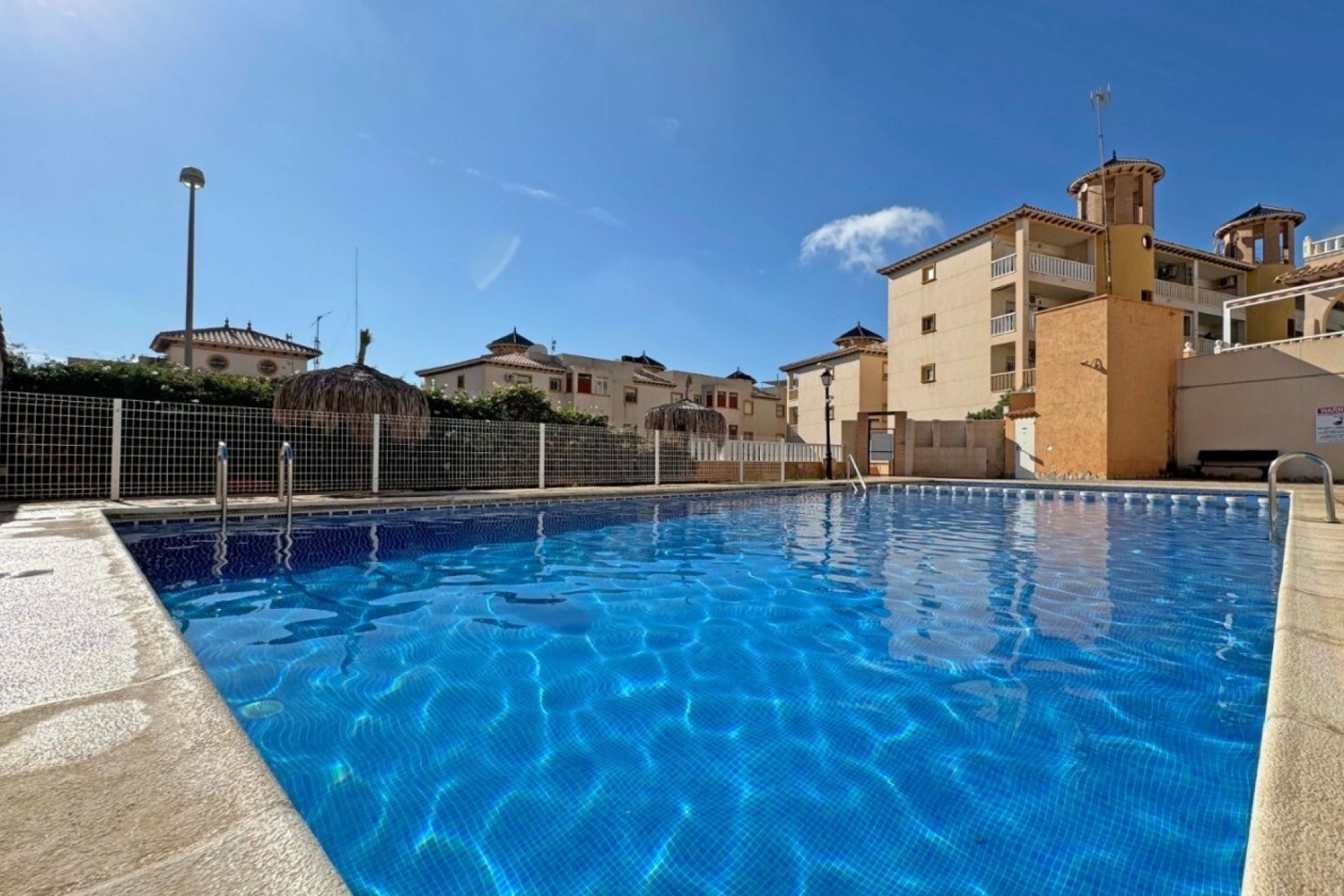 Herverkoop - Appartement / Flat -
Lomas de Caboroig - Costa Blanca