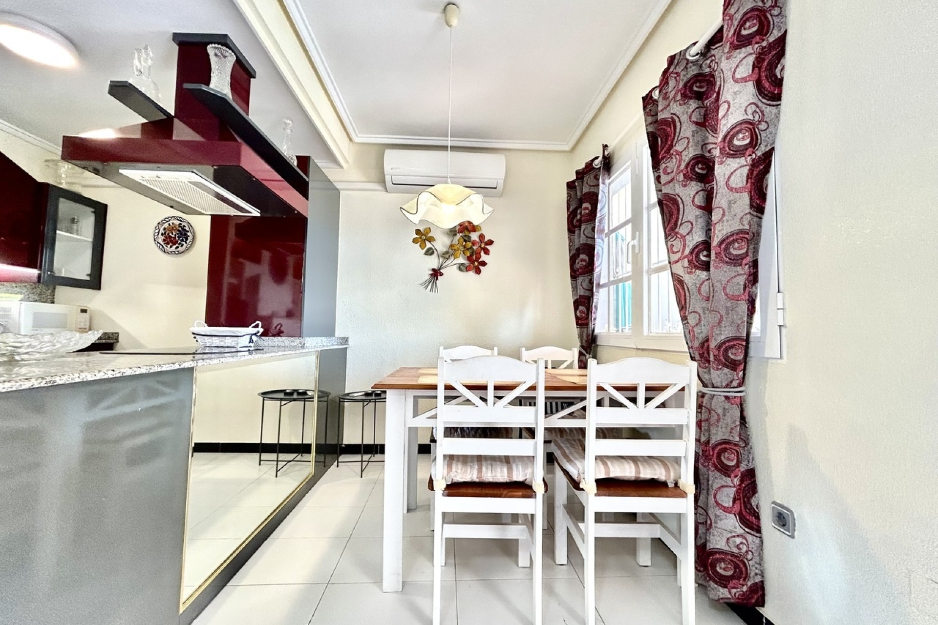 Herverkoop - Appartement / Flat -
Los Altos - Costa Blanca