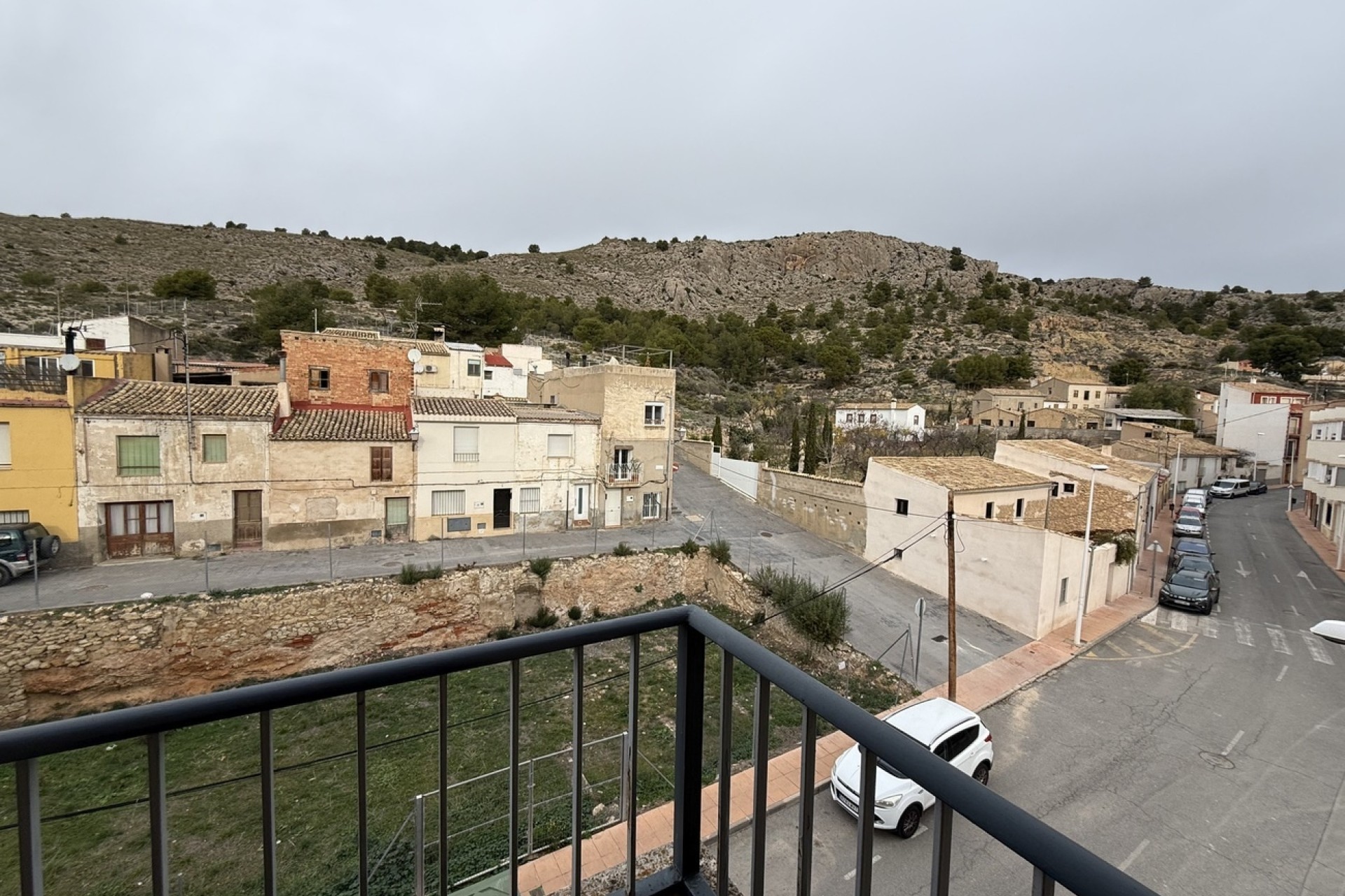 Herverkoop - Appartement / Flat -
Onil - Costa Blanca