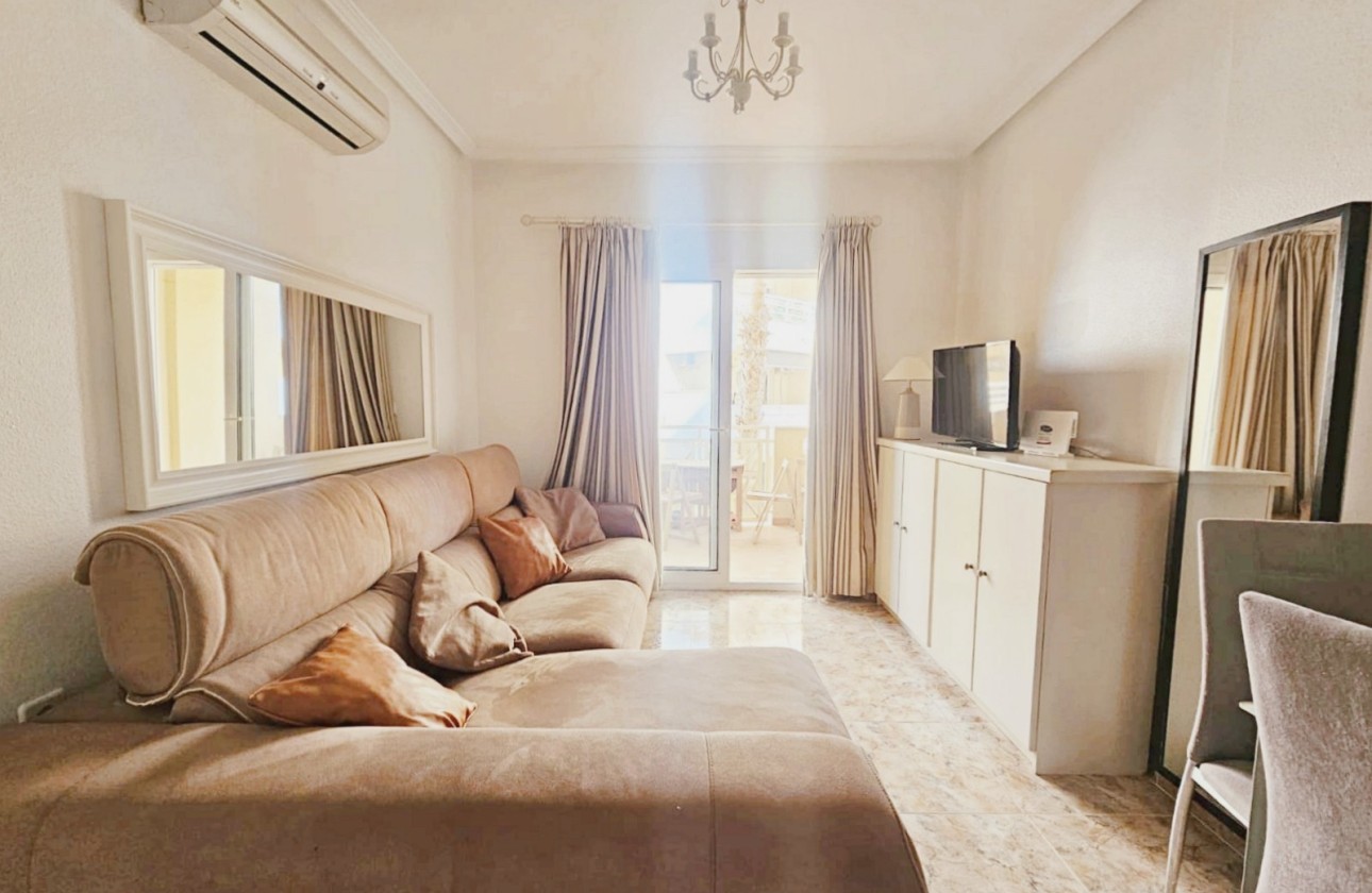 Herverkoop - Appartement / Flat -
Orihuela Costa - Agua Marina