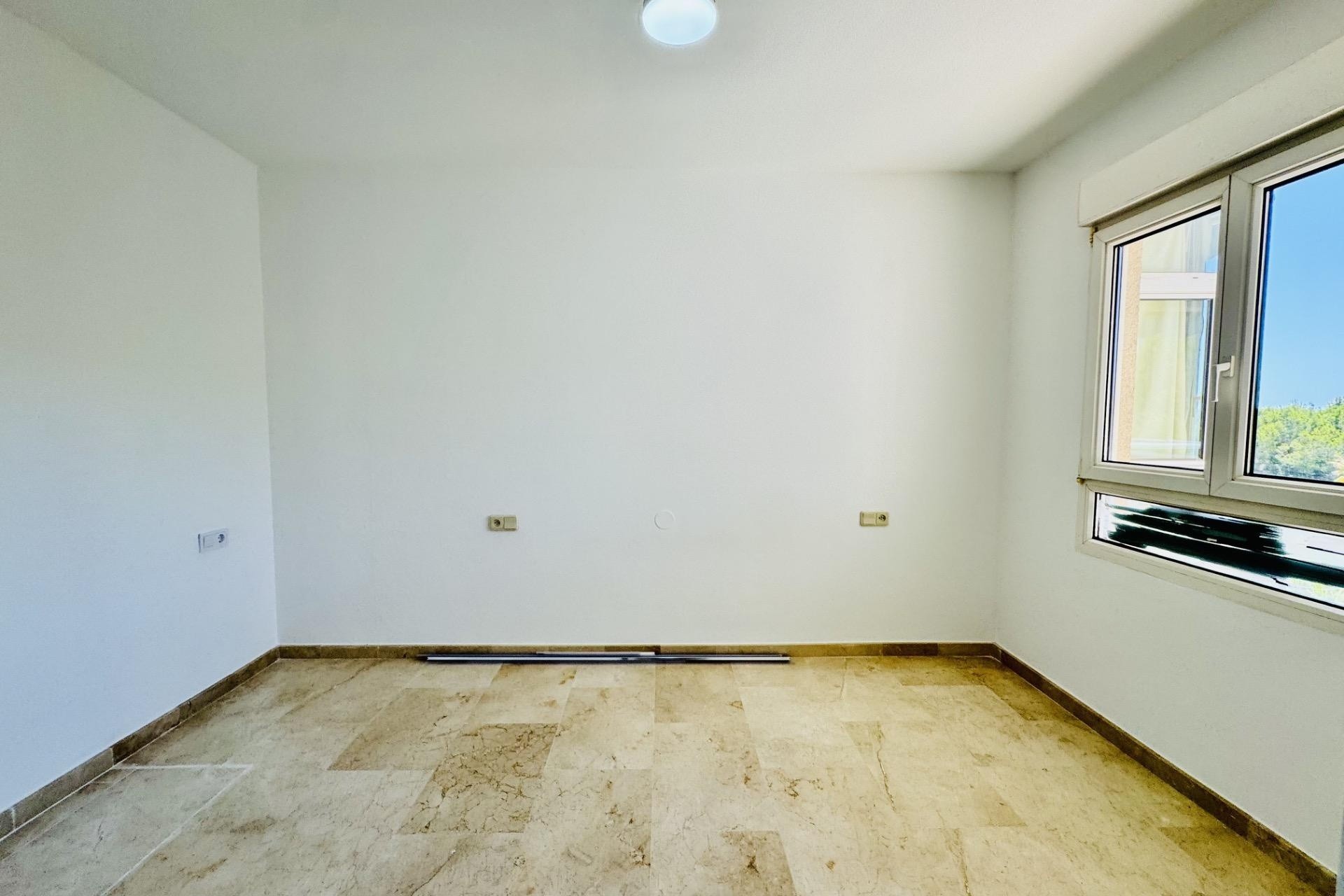 Herverkoop - Appartement / Flat -
Orihuela Costa - Altos de Campoamor
