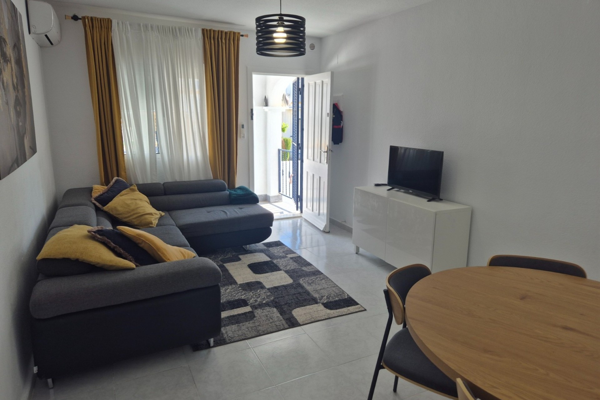 Herverkoop - Appartement / Flat -
Orihuela Costa - Playa Flamenca