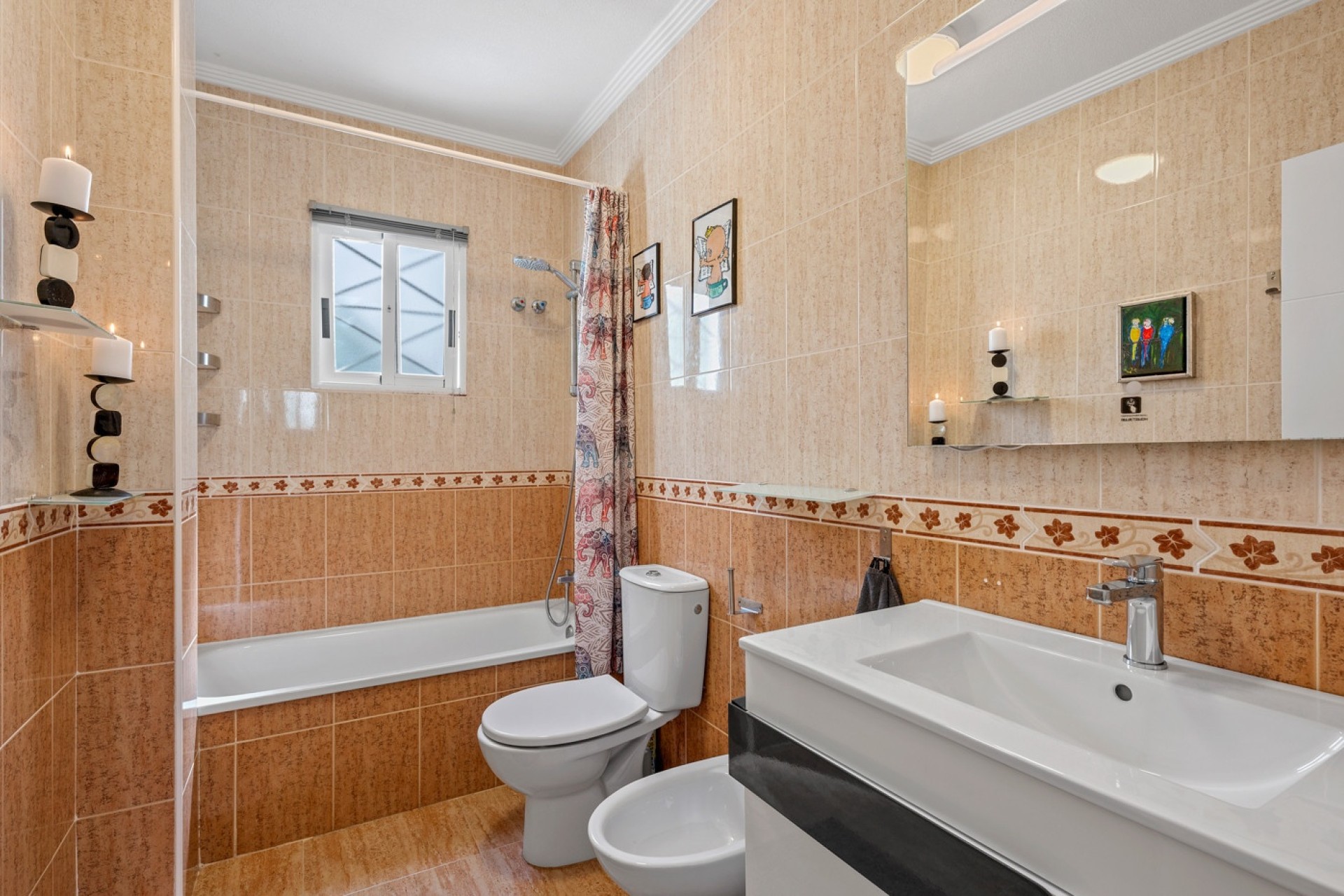 Herverkoop - Appartement / Flat -
Orihuela Costa - Playa Flamenca