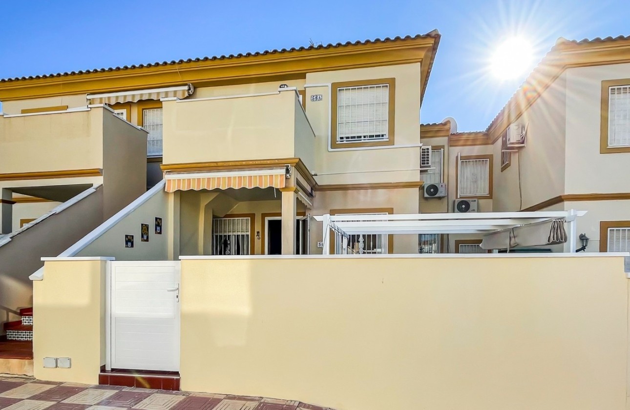 Herverkoop - Appartement / Flat -
Orihuela Costa - Playa Flamenca