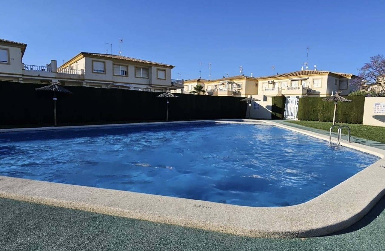 Herverkoop - Appartement / Flat -
Orihuela Costa - Playa Flamenca