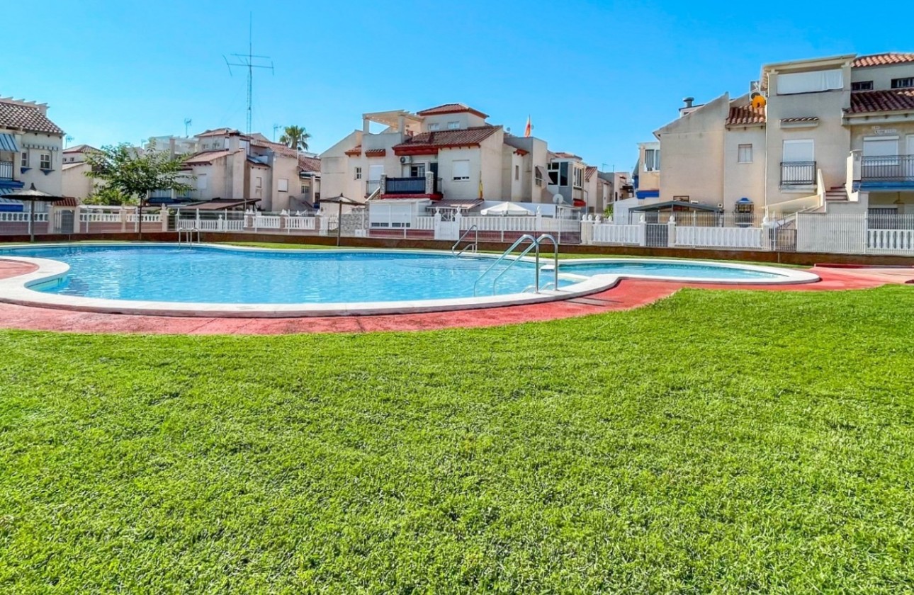 Herverkoop - Appartement / Flat -
Orihuela Costa - Playa Flamenca