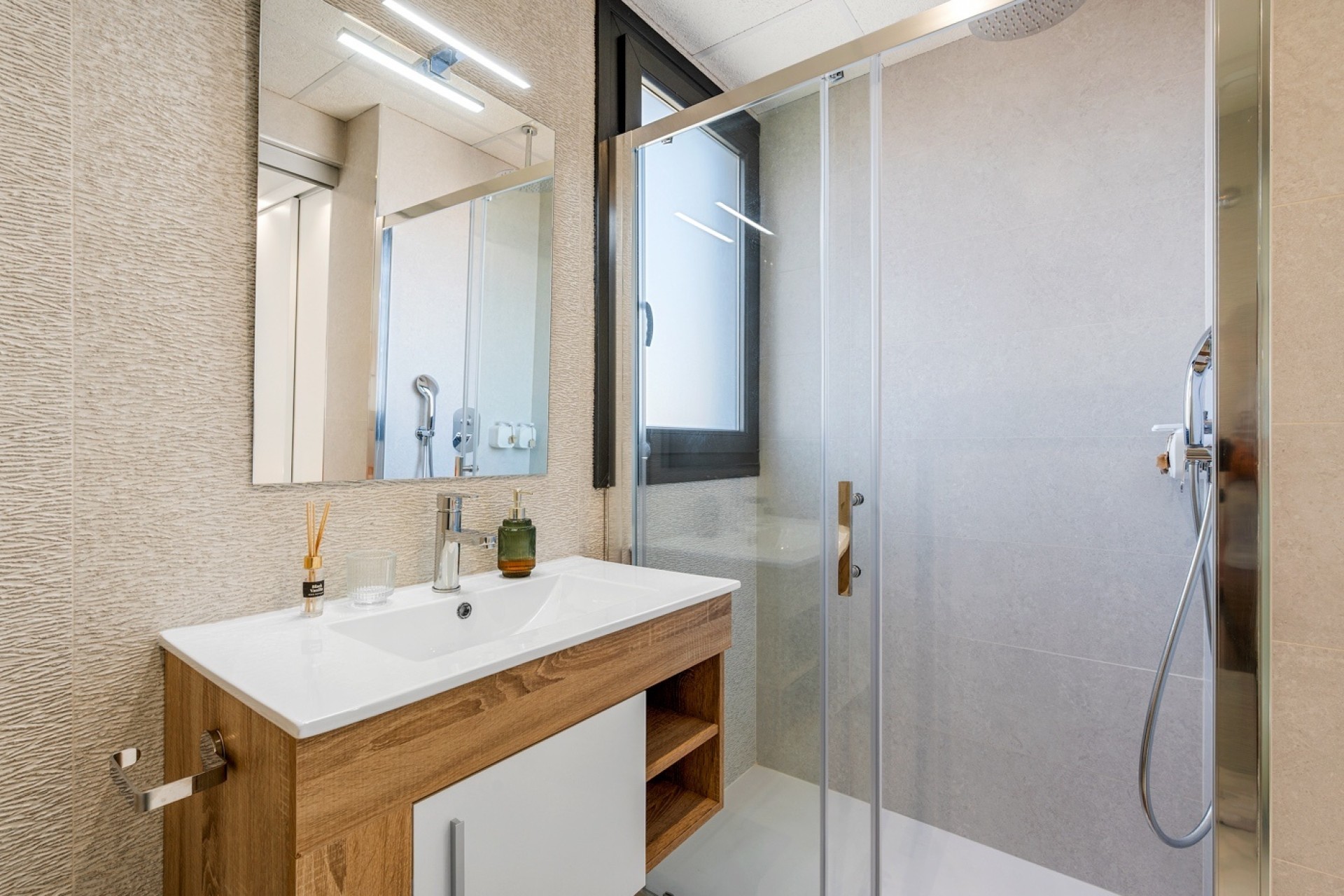 Herverkoop - Appartement / Flat -
Orihuela Costa - Playa Flamenca