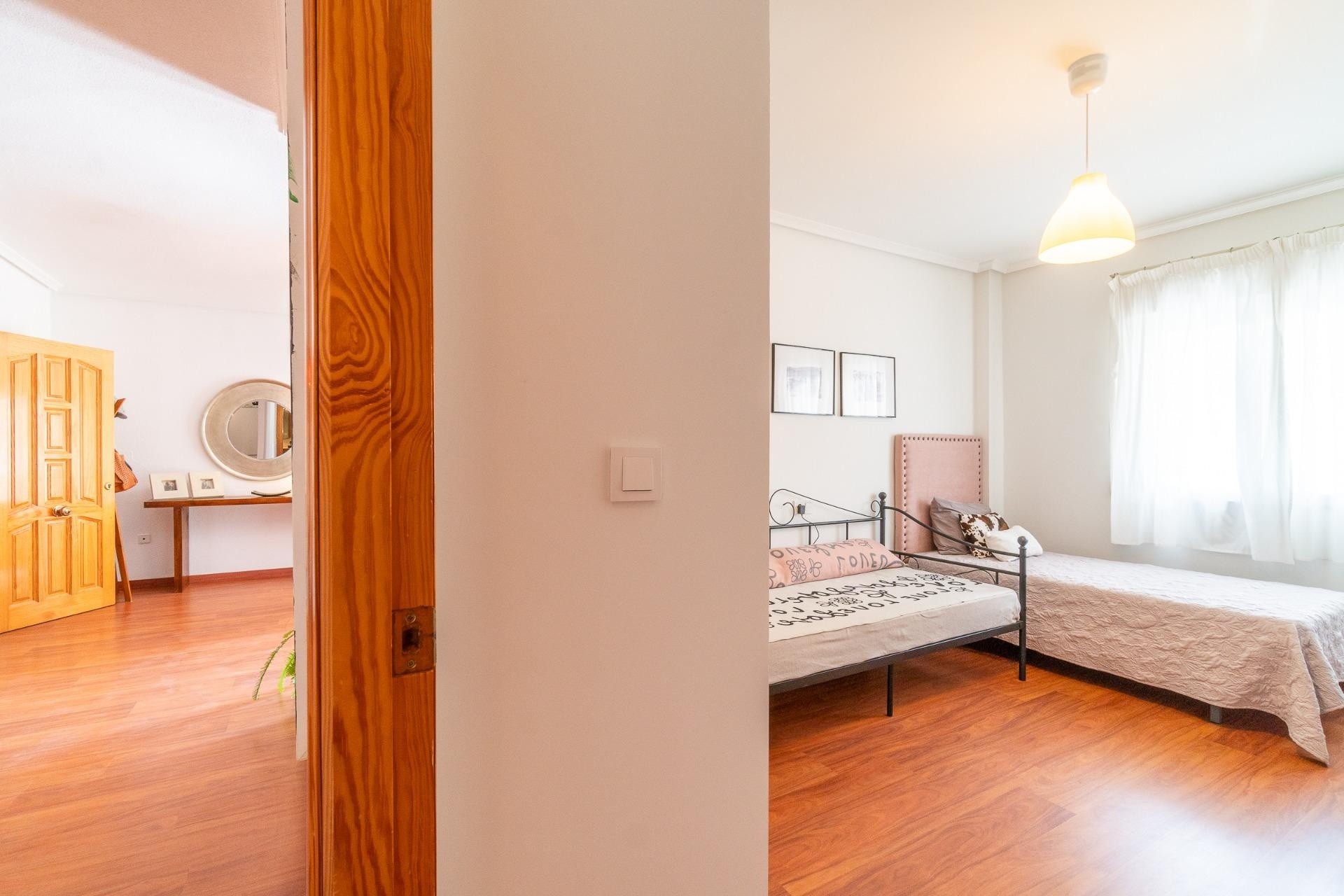 Herverkoop - Appartement / Flat -
Orihuela Costa - Playa Flamenca