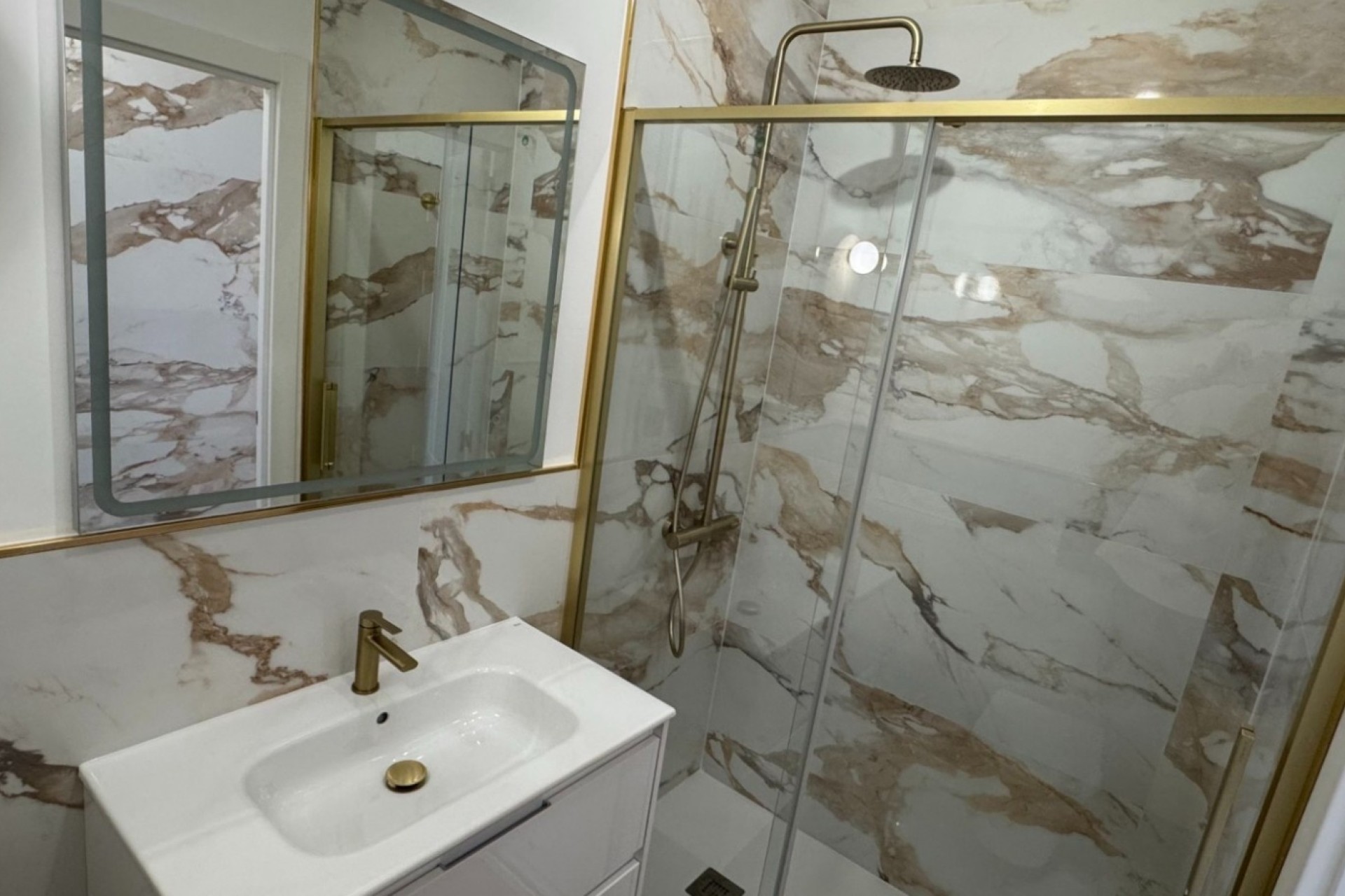 Herverkoop - Appartement / Flat -
Orihuela Costa - Punta Prima