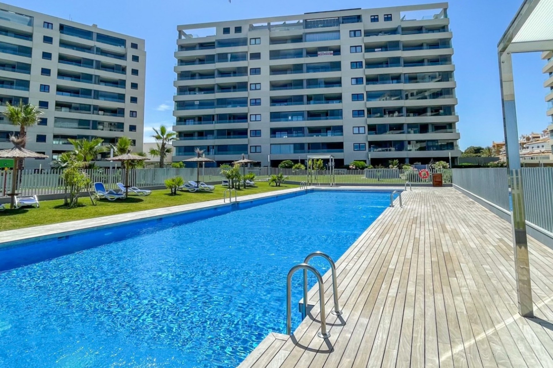 Herverkoop - Appartement / Flat -
Orihuela Costa - Punta Prima