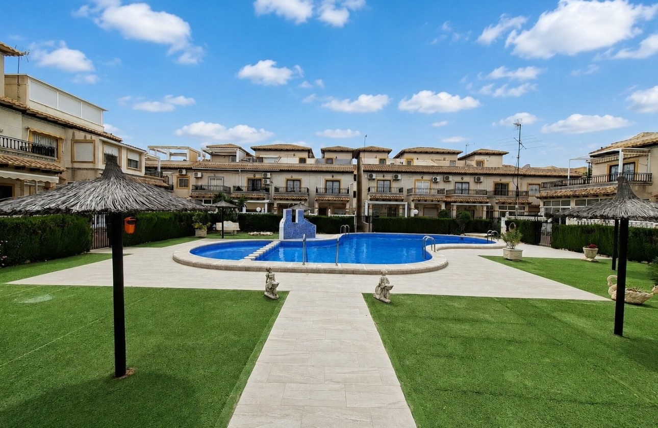 Herverkoop - Appartement / Flat -
Orihuela Costa - Punta Prima
