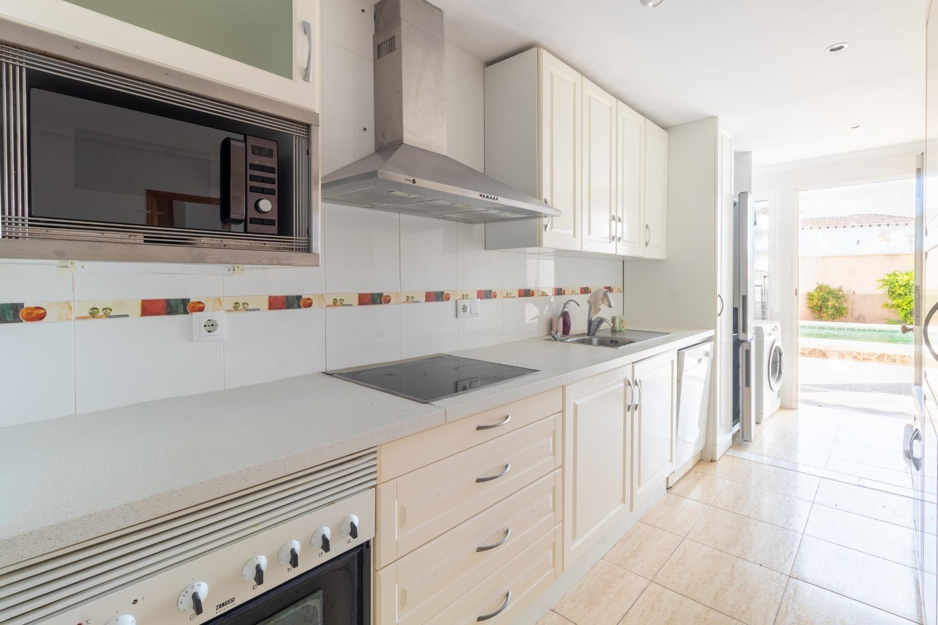 Herverkoop - Appartement / Flat -
Orihuela Costa - Punta Prima