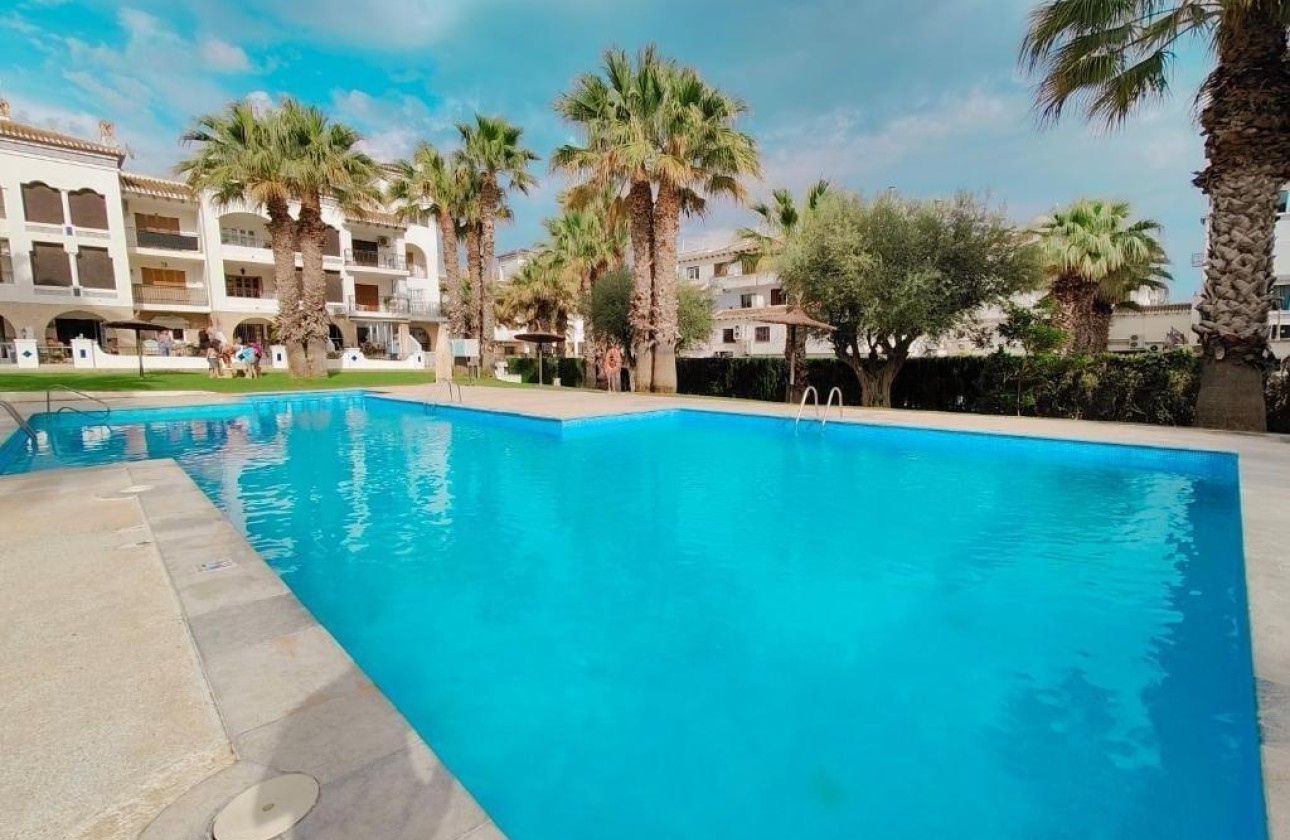 Herverkoop - Appartement / Flat -
Orihuela Costa - Villamartín