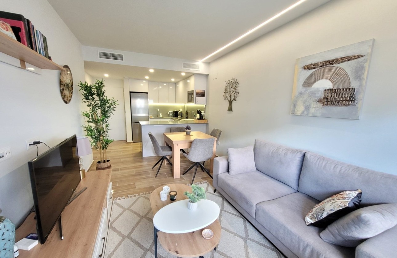 Herverkoop - Appartement / Flat -
Orihuela Costa