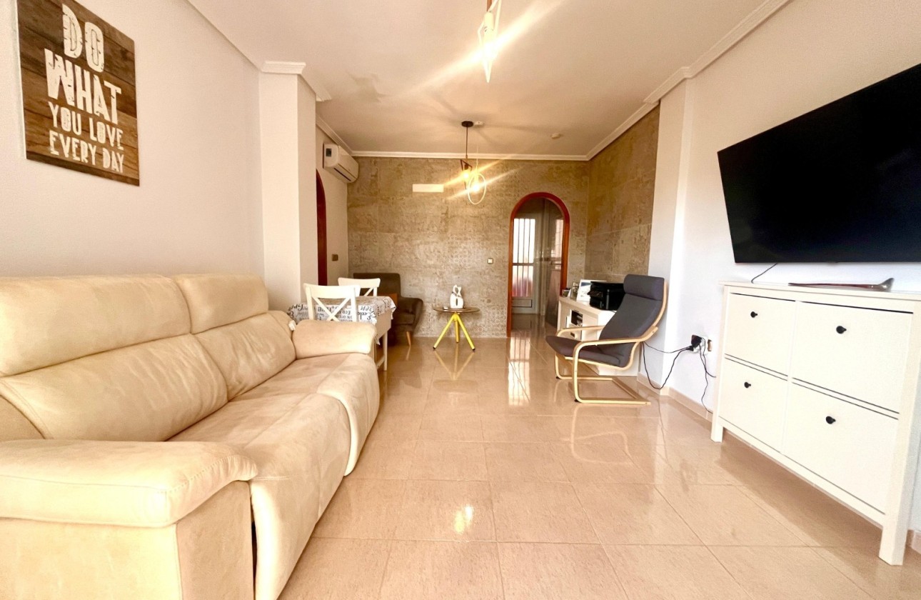 Herverkoop - Appartement / Flat -
Orihuela Costa