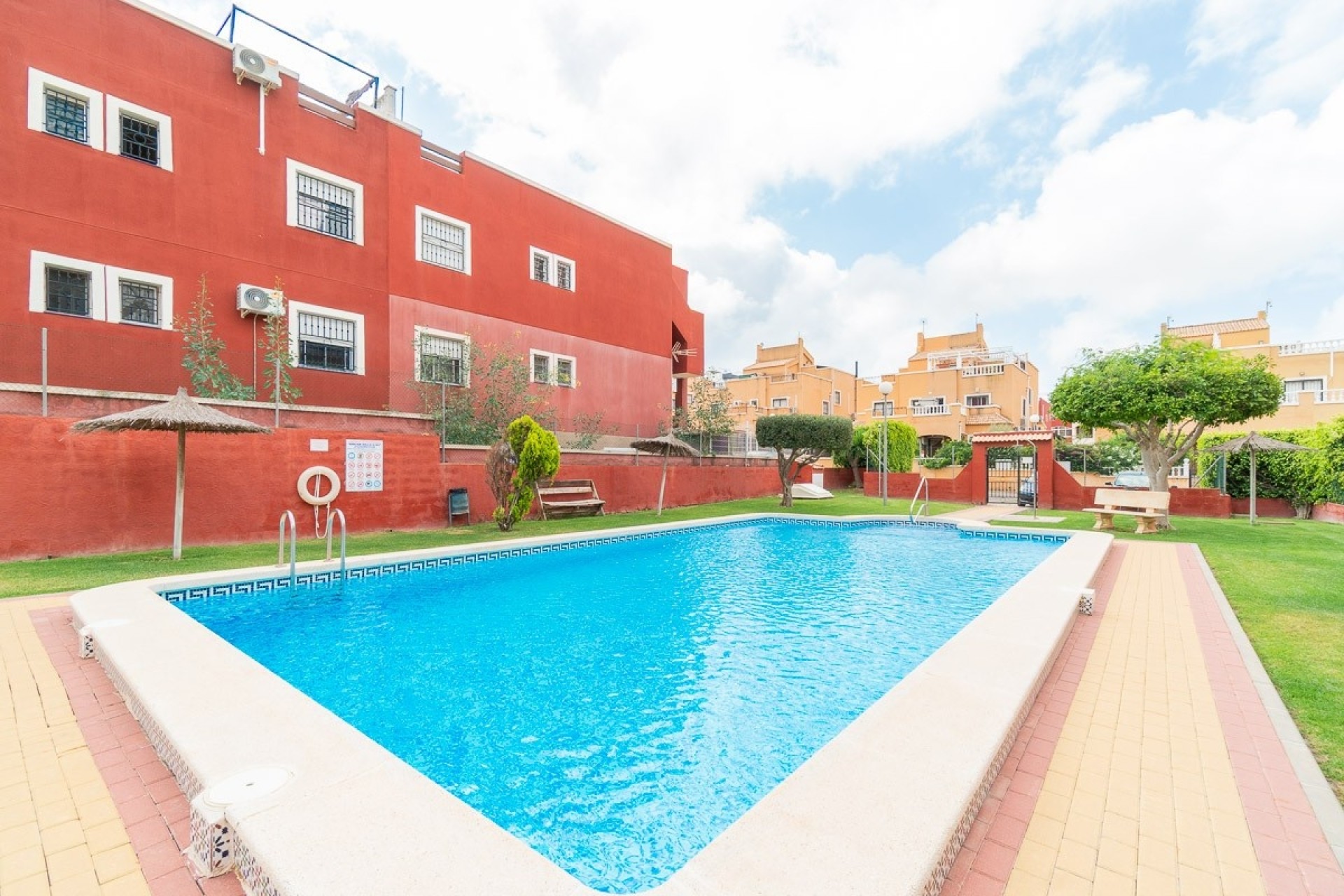 Herverkoop - Appartement / Flat -
Orihuela Costa