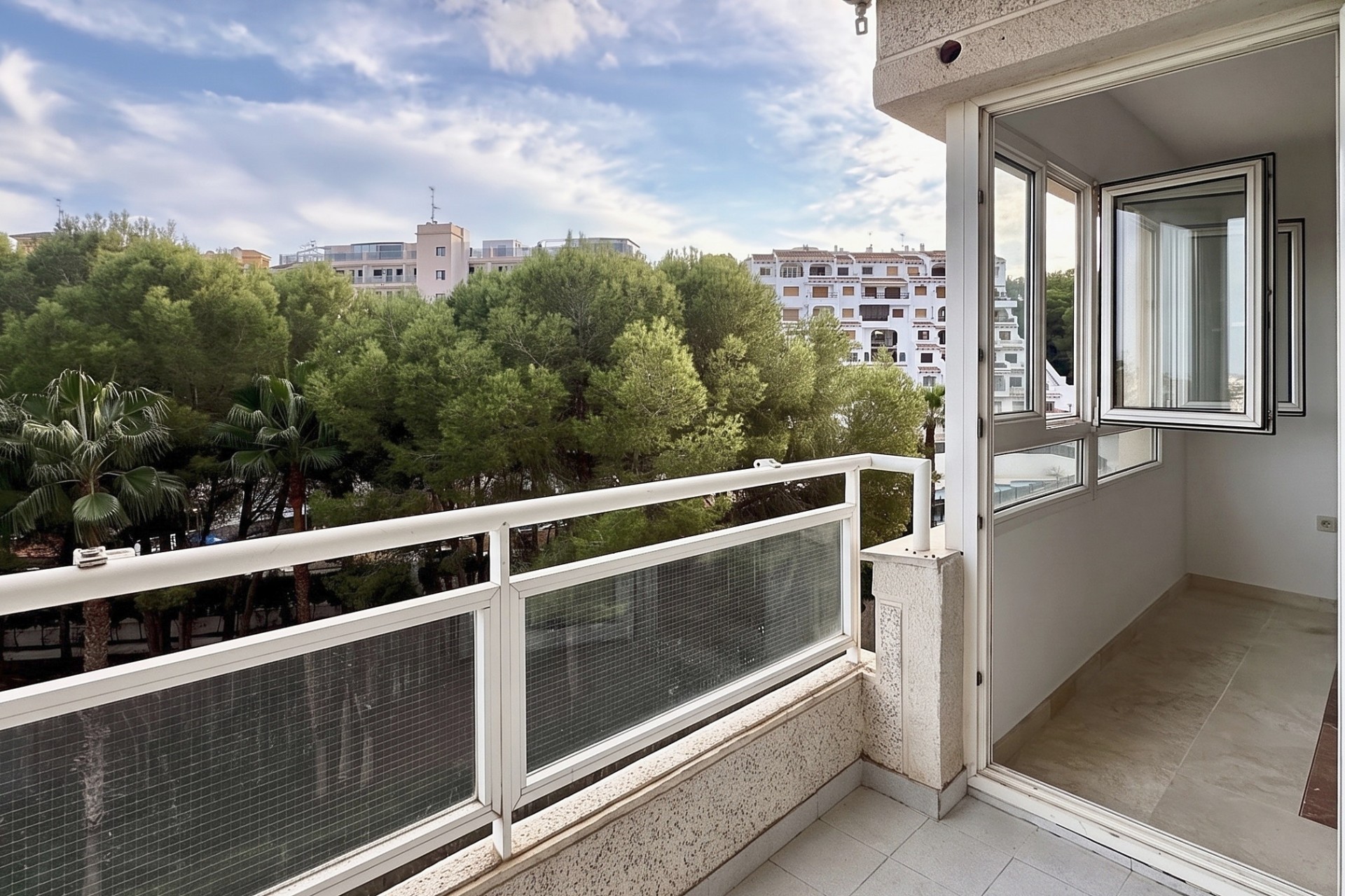 Herverkoop - Appartement / Flat -
Orihuela Costa
