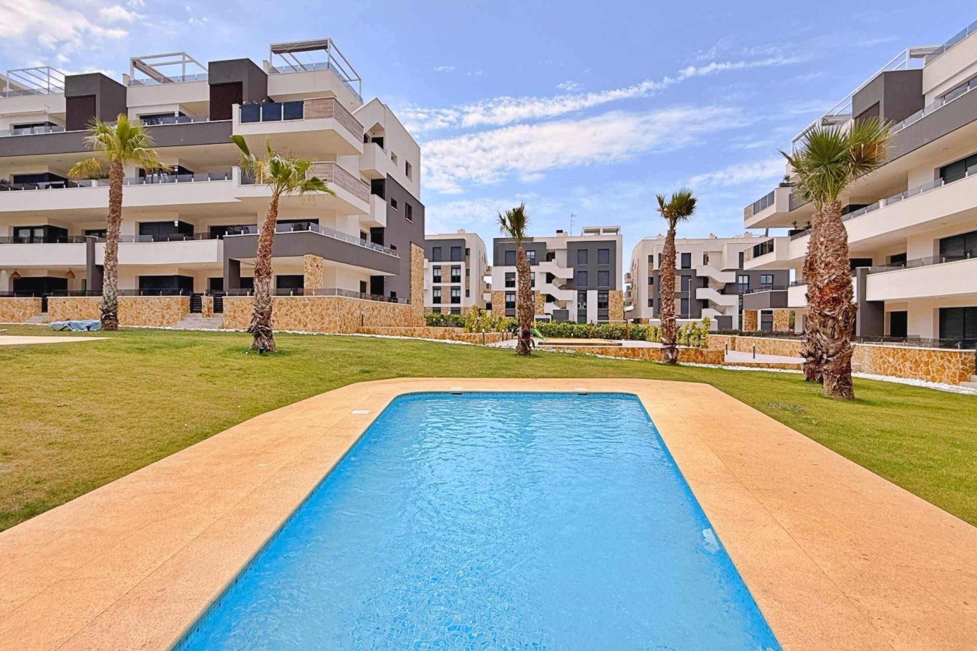 Herverkoop - Appartement / Flat -
Orihuela - Inland
