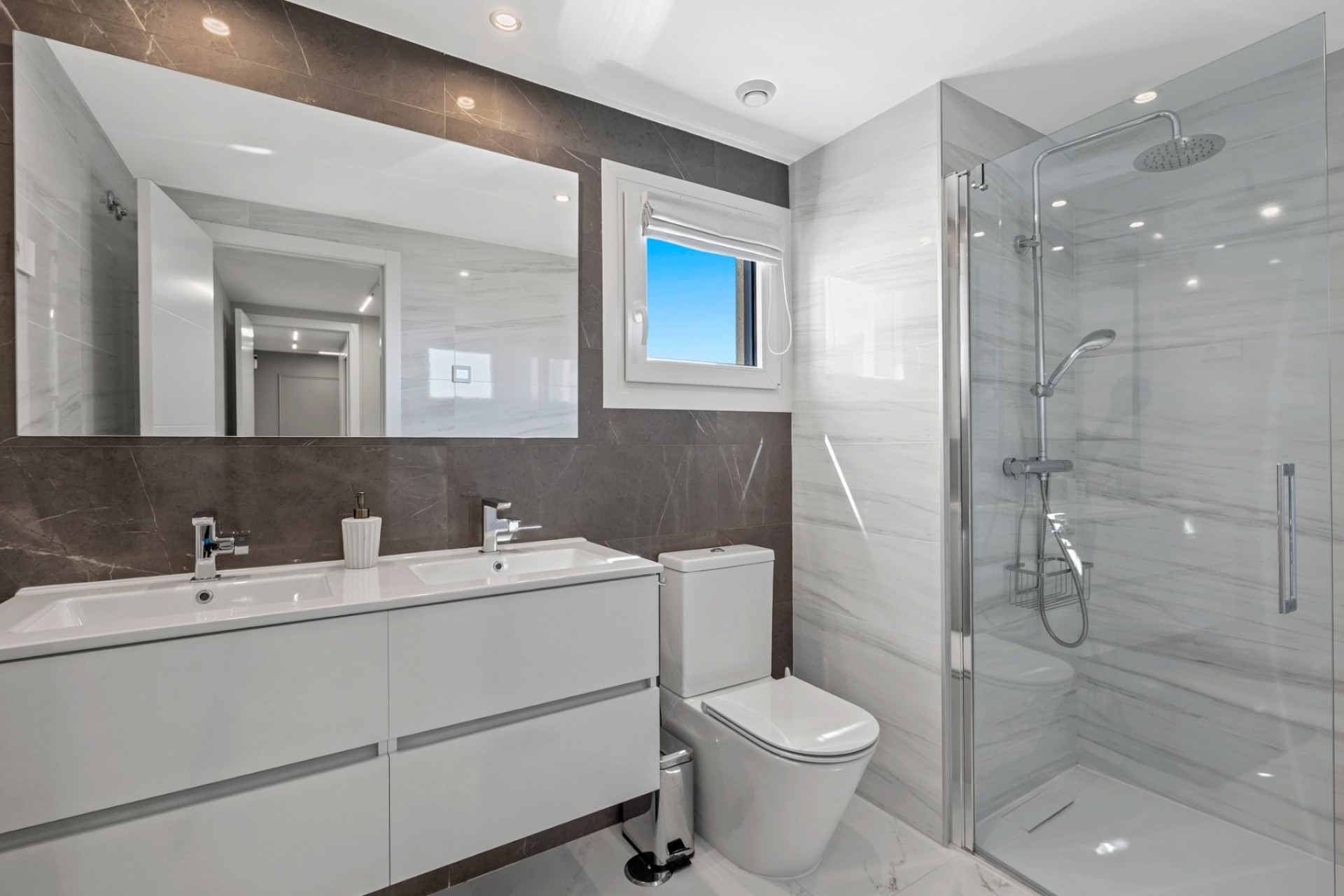 Herverkoop - Appartement / Flat -
Orihuela - Punta Prima