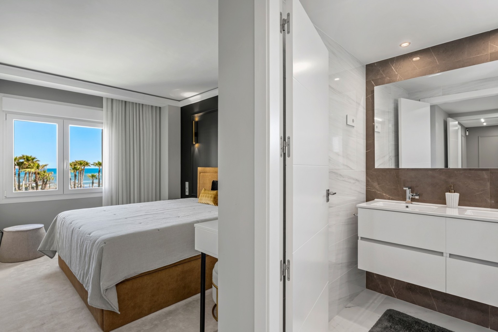 Herverkoop - Appartement / Flat -
Orihuela - Punta Prima